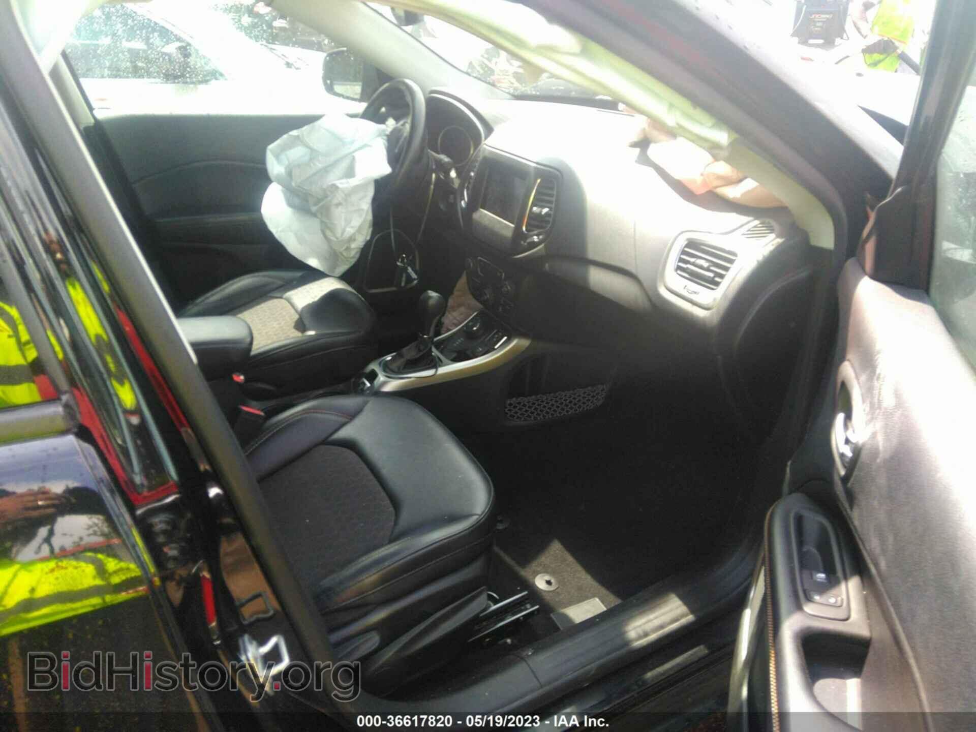 2019 JEEP COMPASS - VIN: 3C4NJDBB9KT839904 - Фото 5
