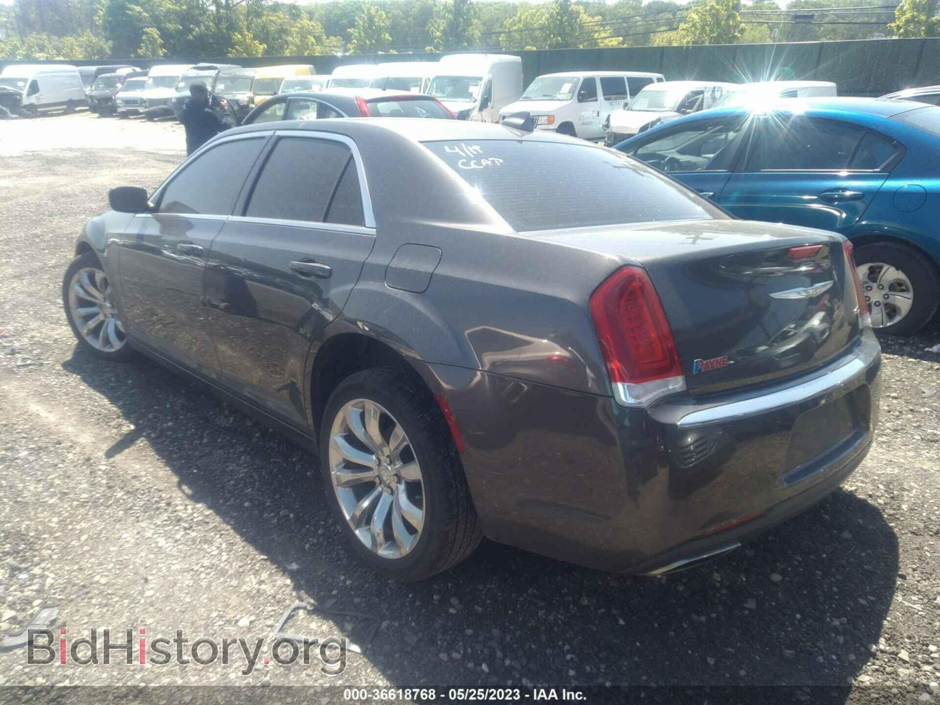 2016 CHRYSLER 300 - VIN: 2C3CCAAG7GH343839 - Photo 3