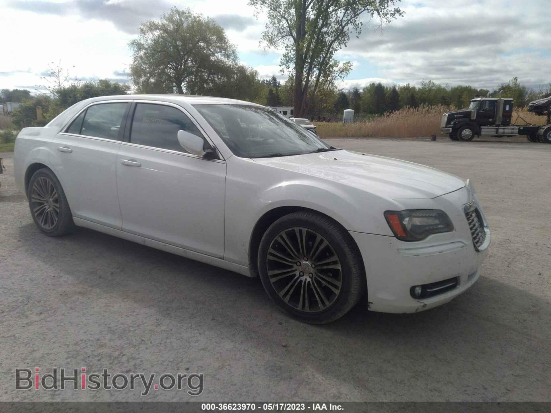 Фотография 2C3CCABG0EH180978 - CHRYSLER 300 2014