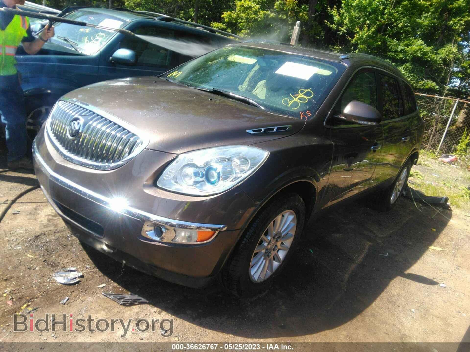 2011 BUICK ENCLAVE - VIN: 5GAKRBED2BJ339475 - Фото 2
