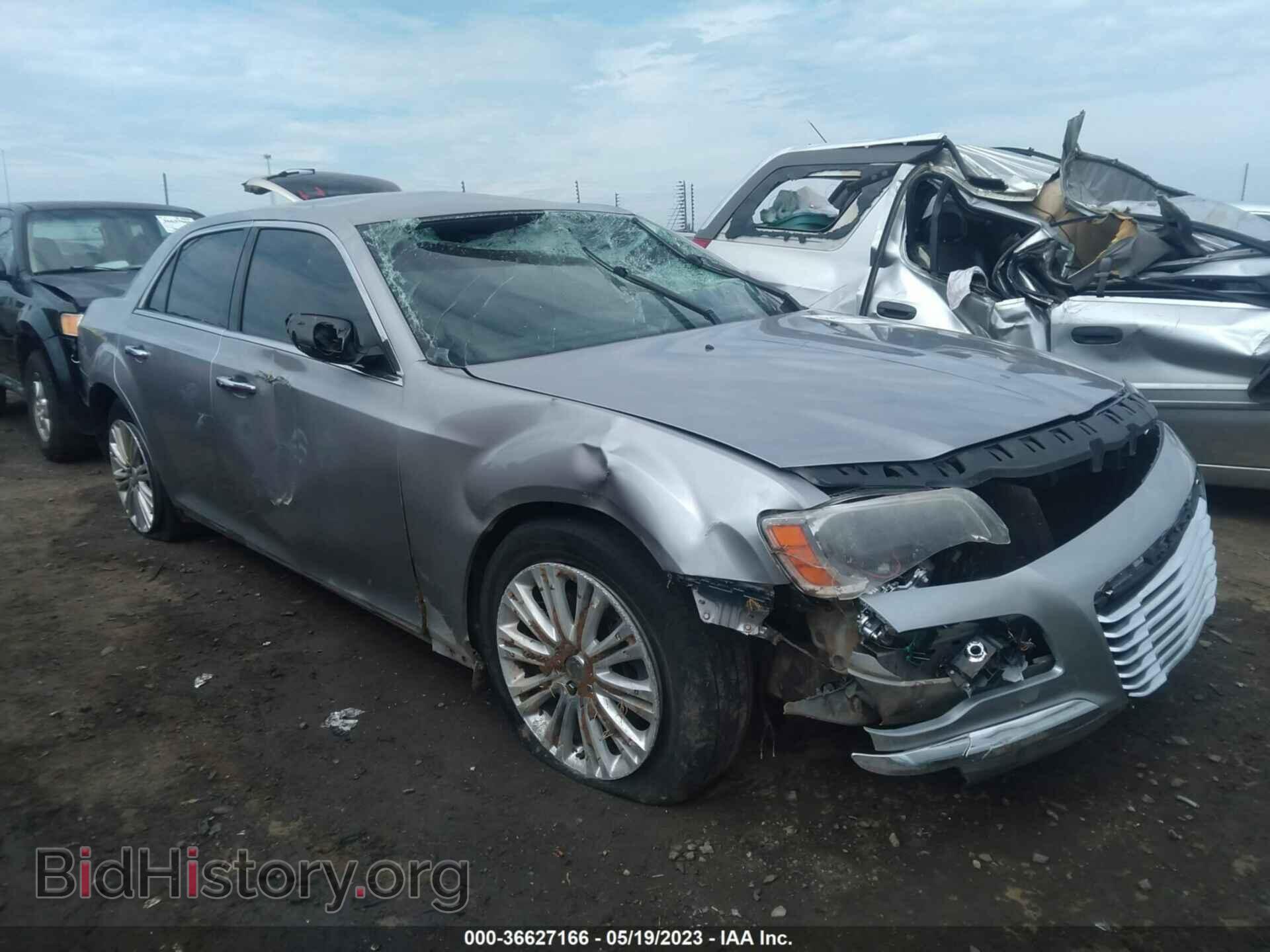 Фотография 2C3CCAKT8DH573624 - CHRYSLER 300C 2013