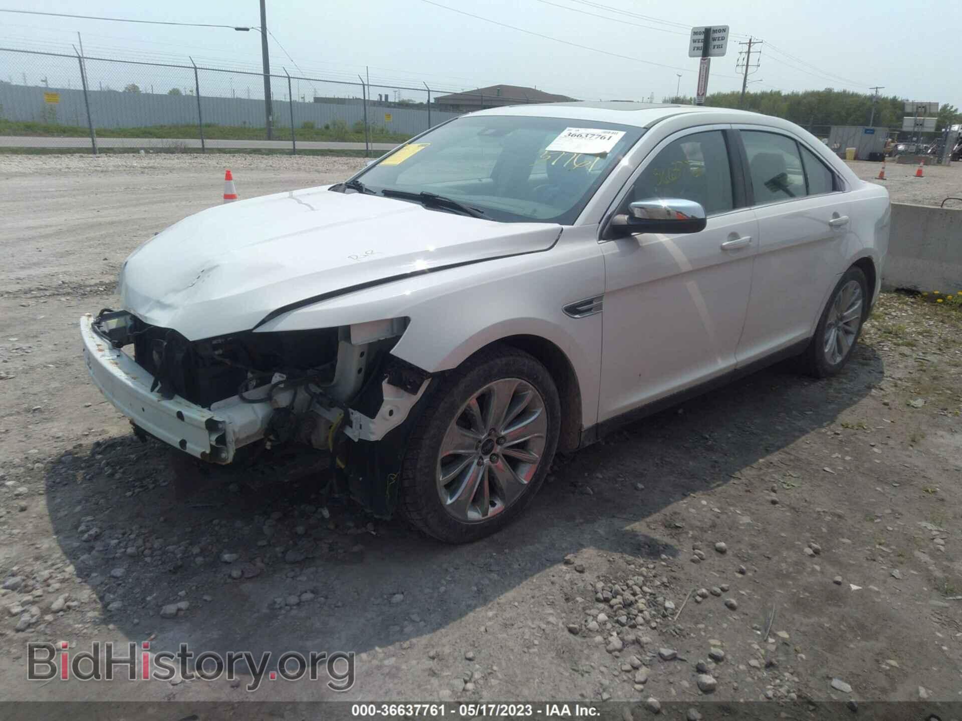2010 FORD TAURUS - VIN: 1FAHP2FW0AG111619 - Фото 2