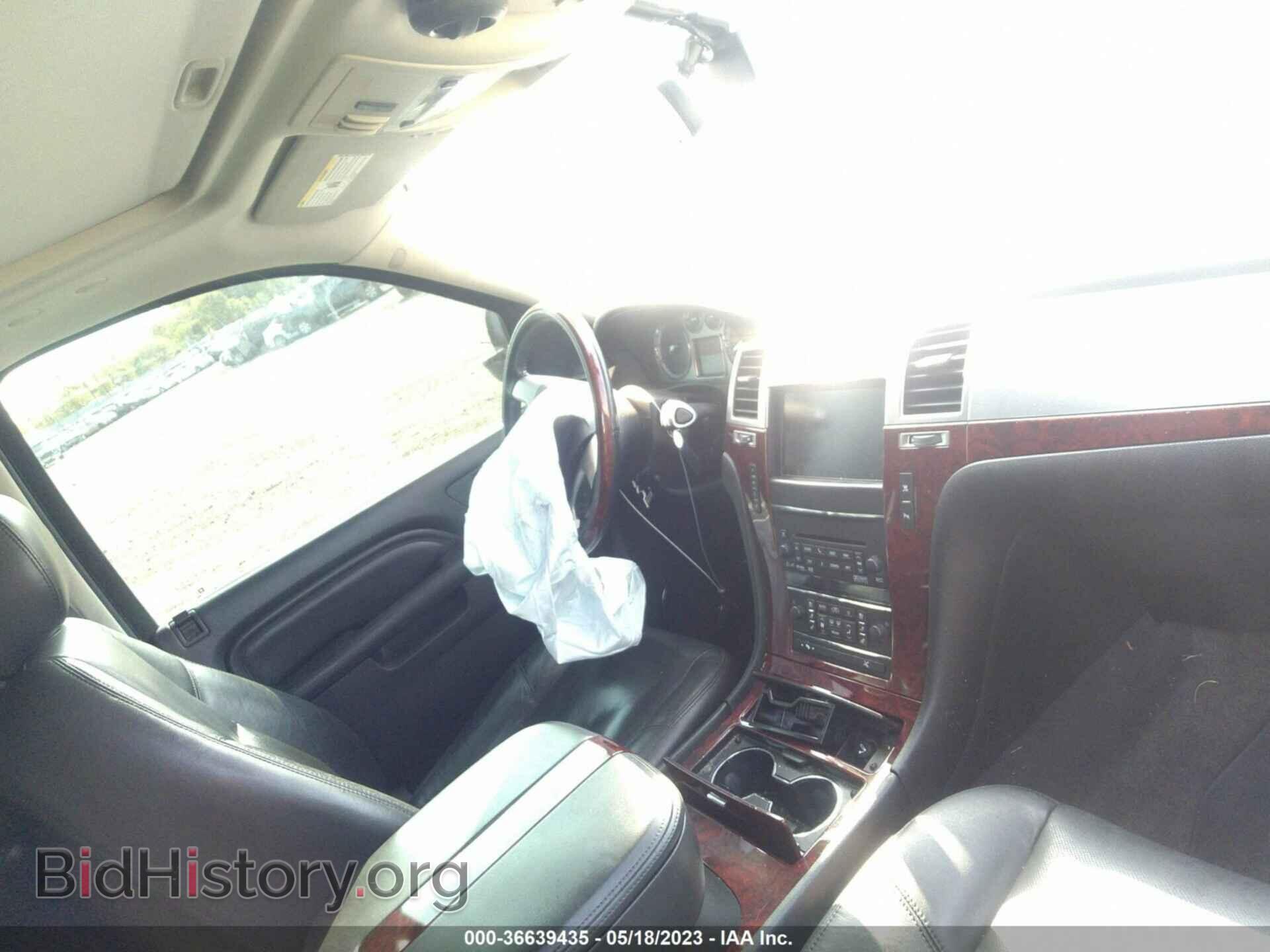 2011 CADILLAC ESCALADE - VIN: 1GYS4CEF2BR170610 - Фото 5