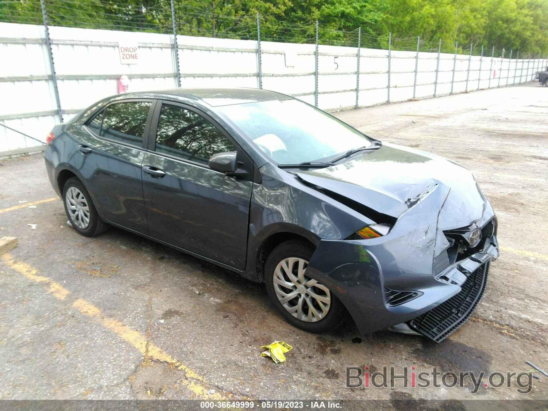 Photo 5YFBURHE4JP839416 - TOYOTA COROLLA 2018