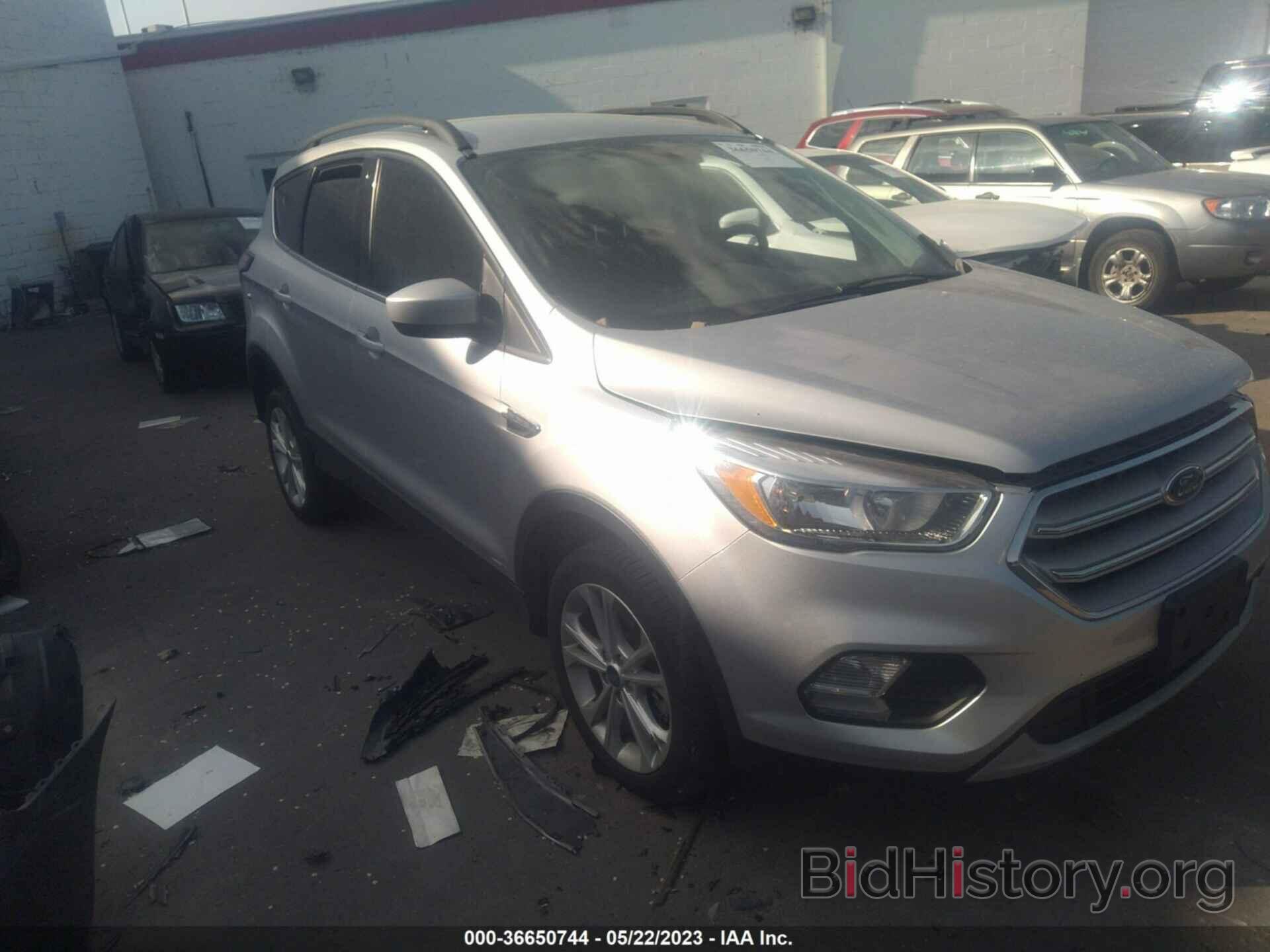 Photo 1FMCU9GD3JUD39064 - FORD ESCAPE 2018