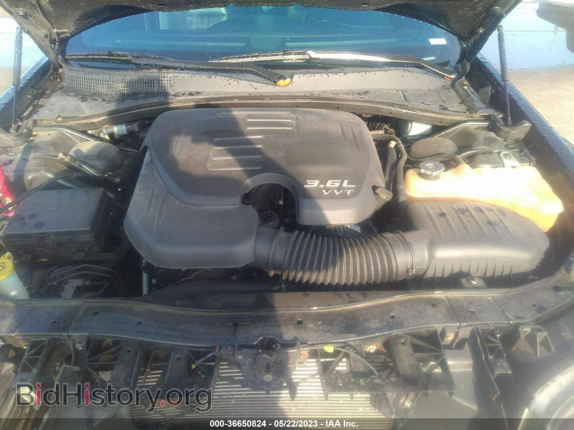 2016 CHRYSLER 300 - VIN: 2C3CCAGG5GH282935 - Фото 10