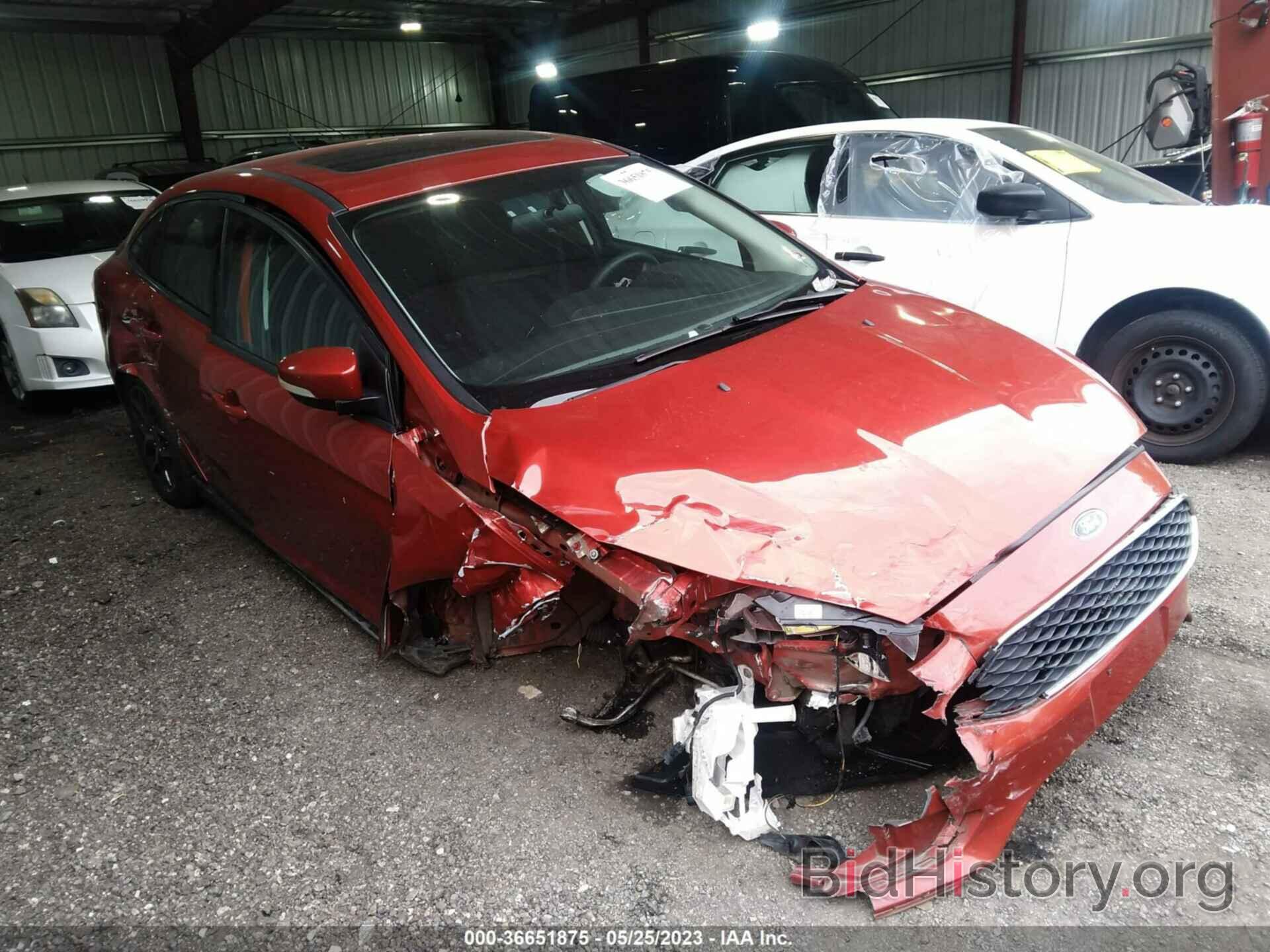 Photo 1FADP3H2XJL275840 - FORD FOCUS 2018