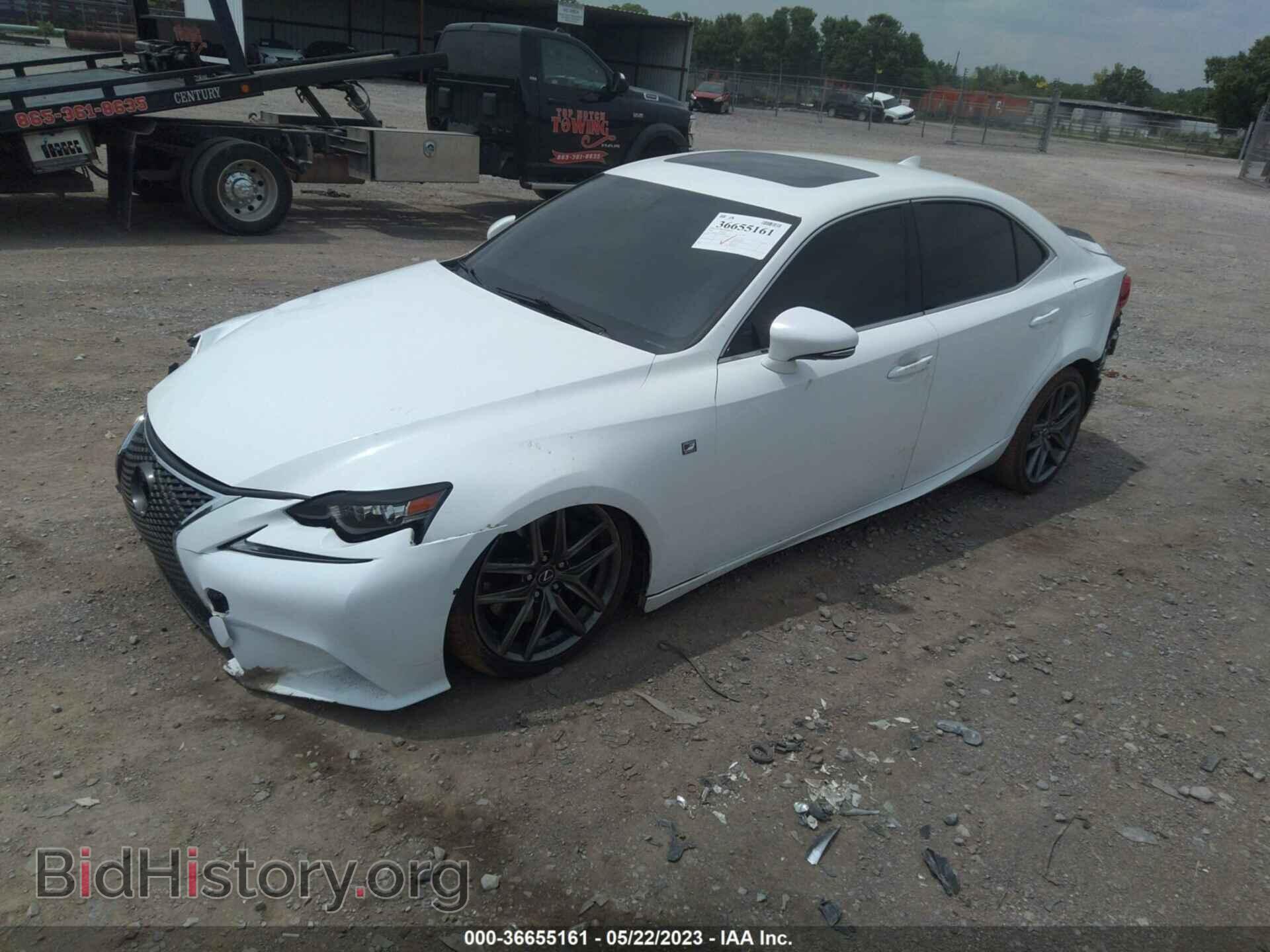 2016 LEXUS IS 200T - VIN: JTHBA1D21G5009826 - Фото 2