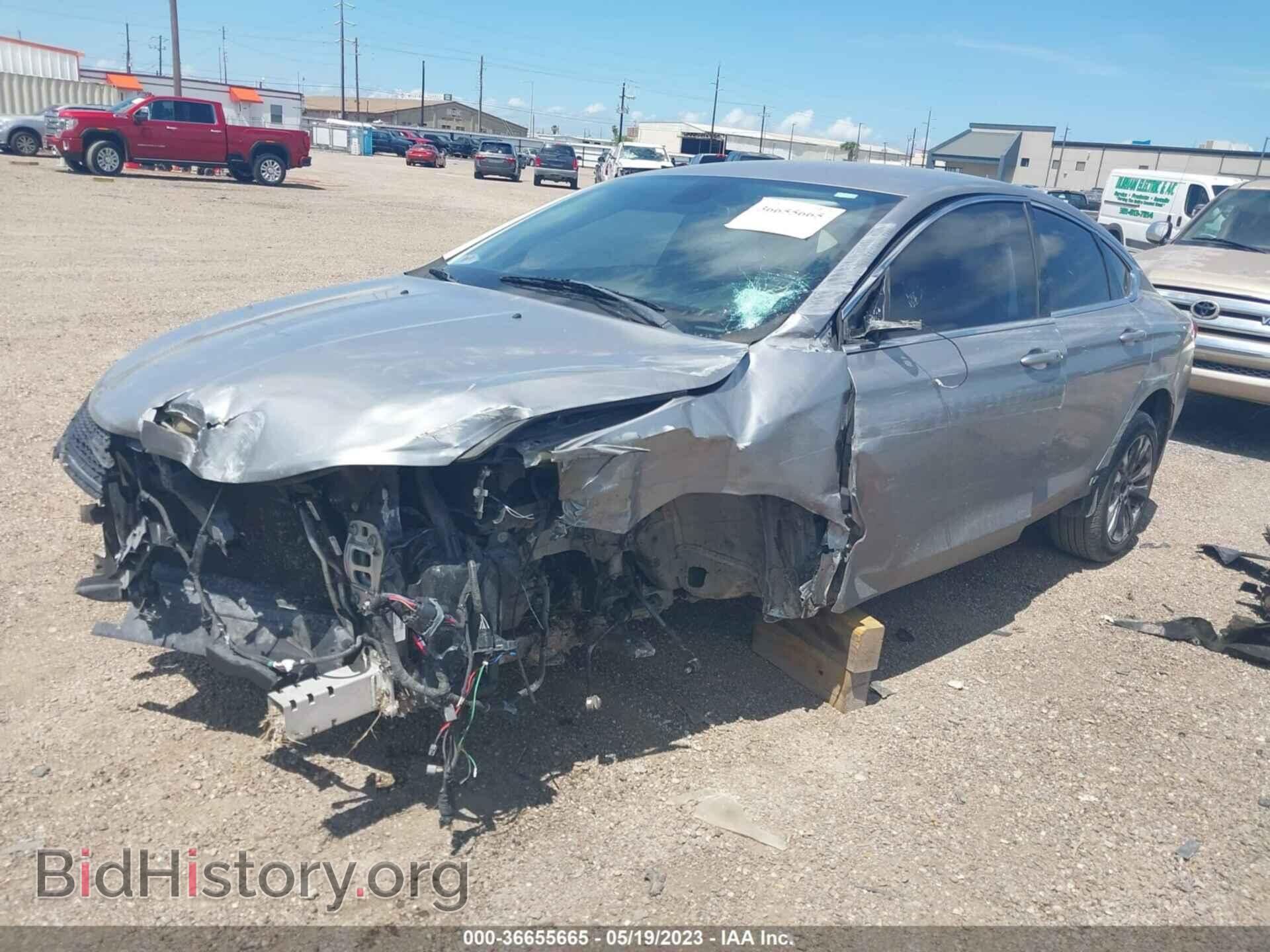 2016 CHRYSLER 200 - VIN: 1C3CCCAB2GN104299 - Фото 2