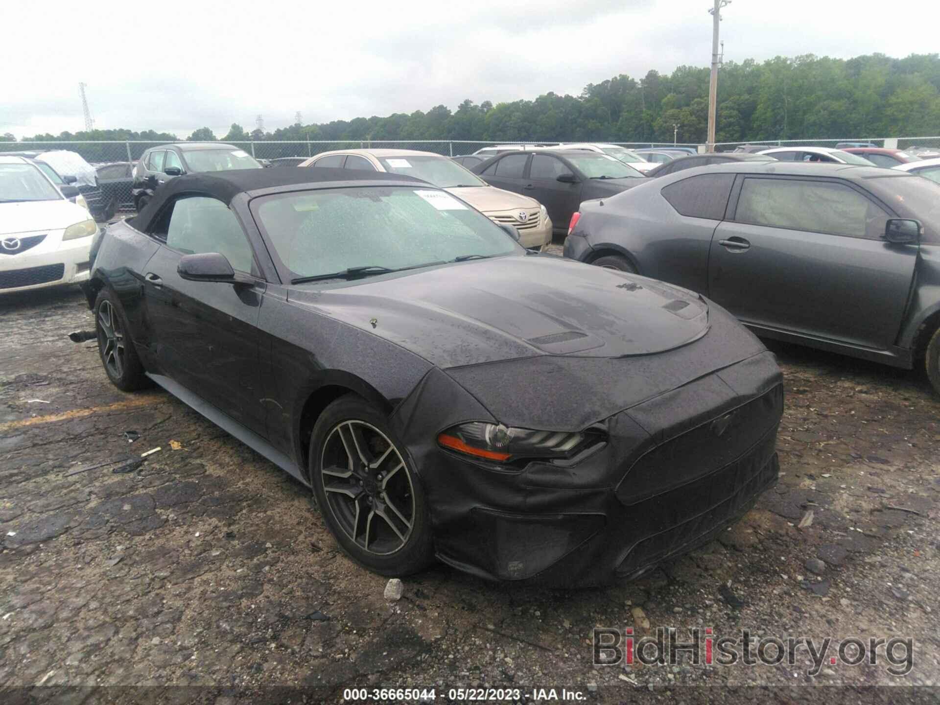 Photo 1FATP8UH8J5136040 - FORD MUSTANG 2018