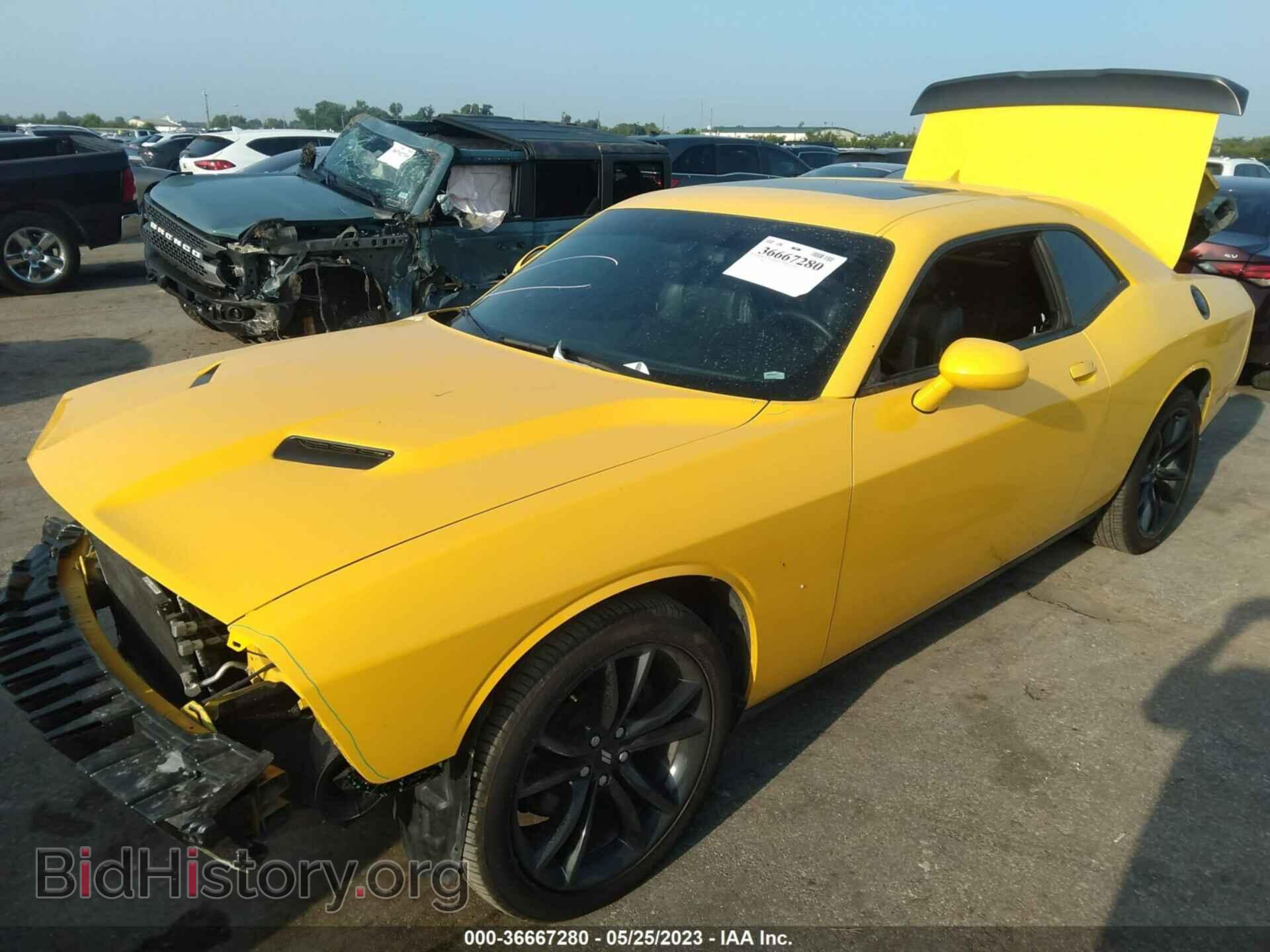 2018 DODGE CHALLENGER - VIN: 2C3CDZAG9JH322400 - Photo 2