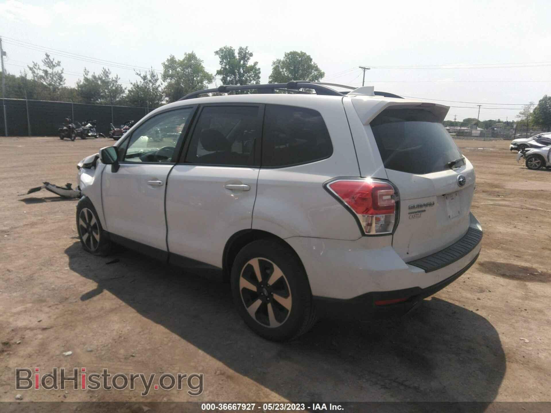 2018 SUBARU FORESTER - VIN: JF2SJAEC4JH618344 - Фото 3