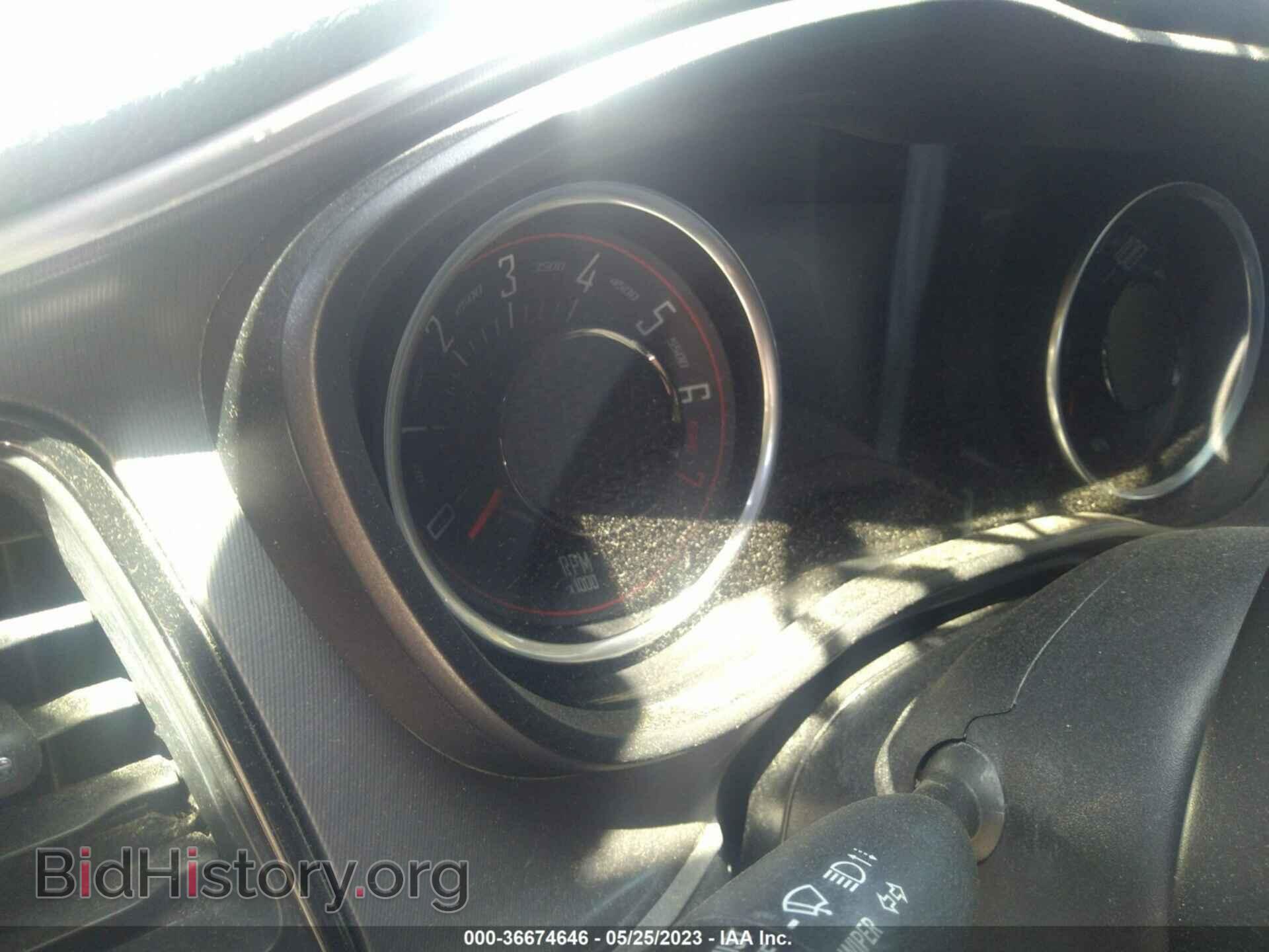 2019 DODGE CHALLENGER - VIN: 2C3CDZAG8KH723342 - Фото 7