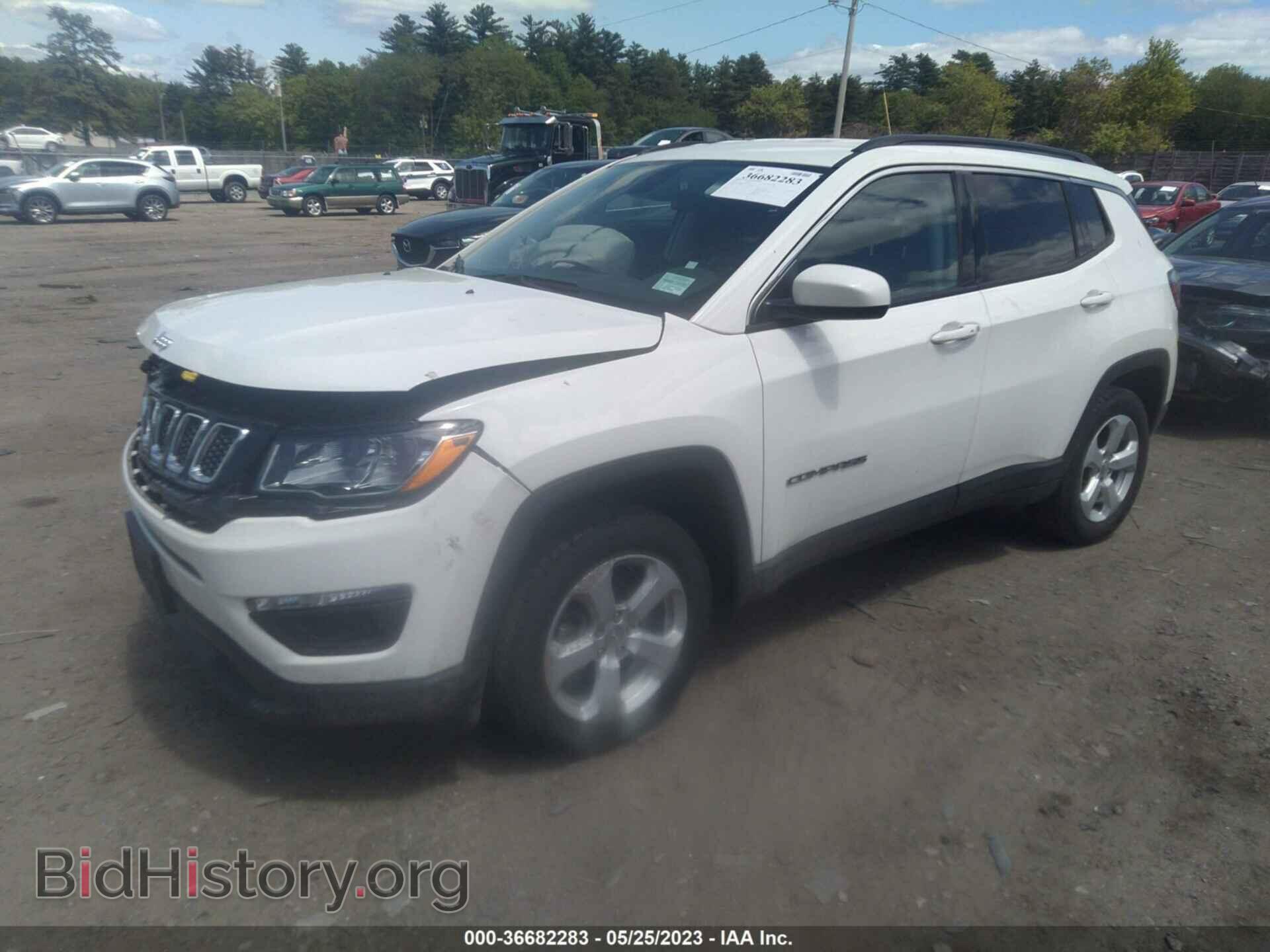 2019 JEEP COMPASS - VIN: 3C4NJDBB0KT593857 - Фото 2