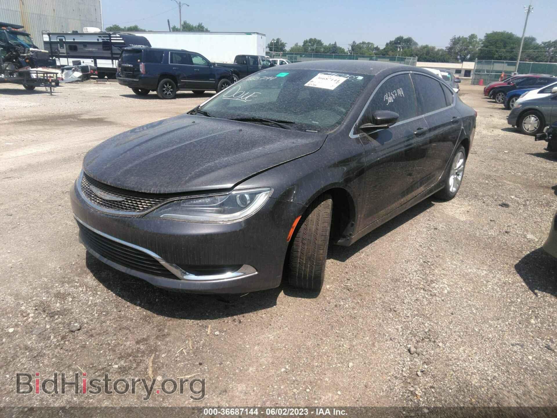 2015 CHRYSLER 200 - VIN: 1C3CCCAB0FN575902 - Фото 2