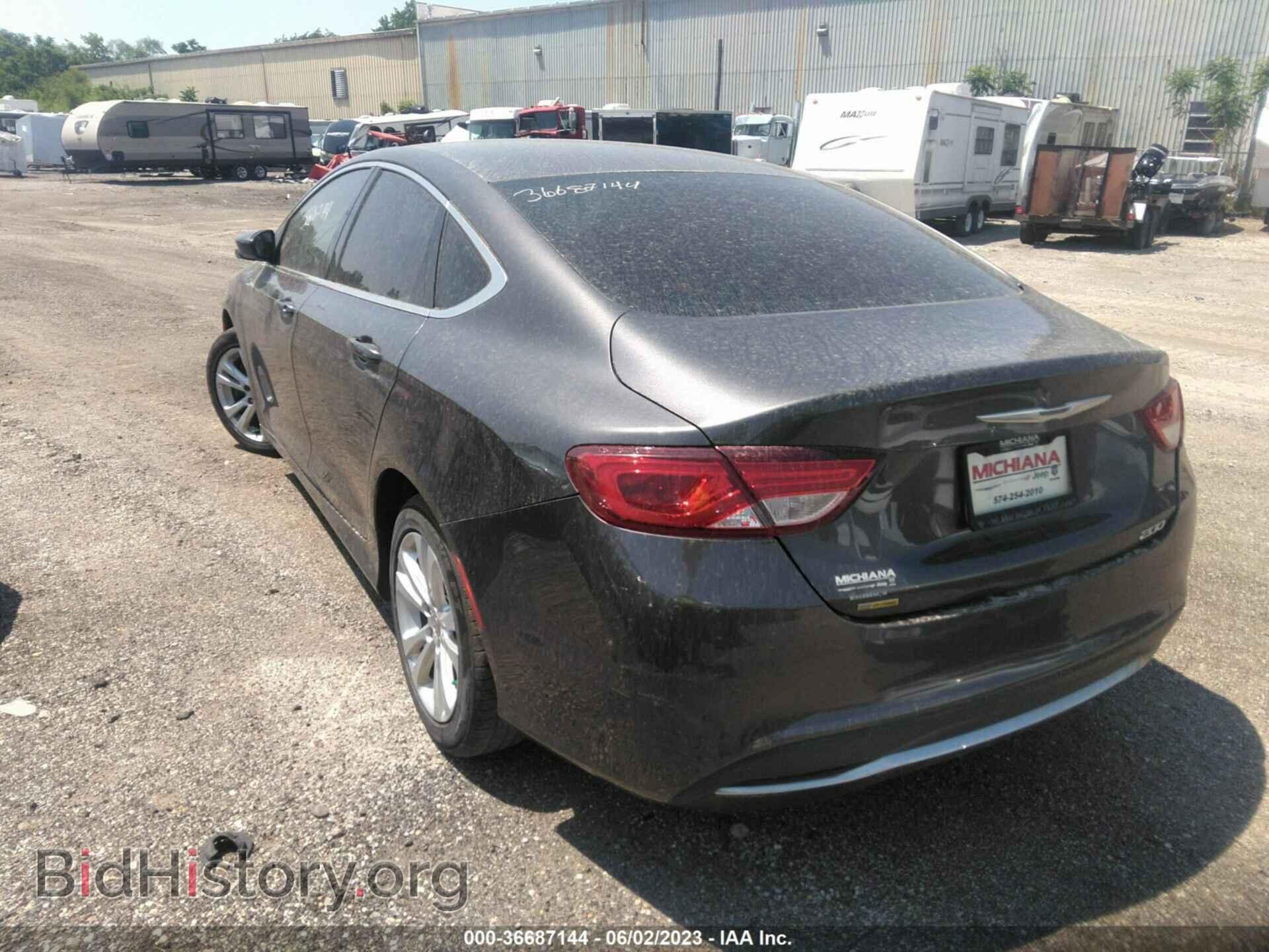 2015 CHRYSLER 200 - VIN: 1C3CCCAB0FN575902 - Фото 3