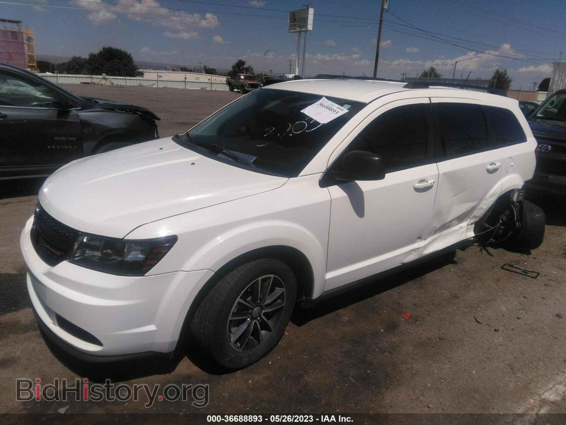 2017 DODGE JOURNEY - VIN: 3C4PDCAB1HT573203 - Фото 2