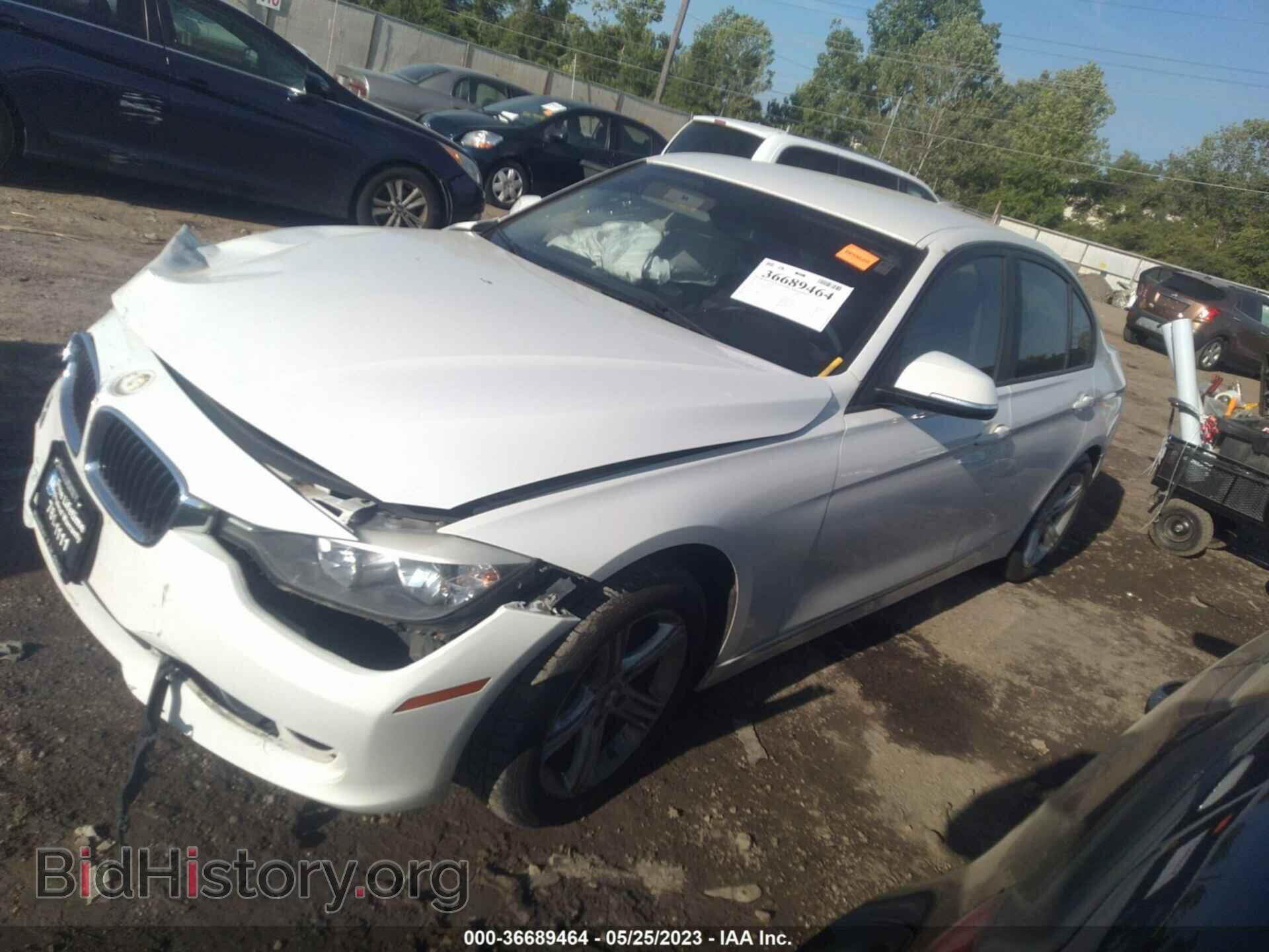 2013 BMW 3 SERIES - VIN: WBA3C1C56DF438331 - Фото 2