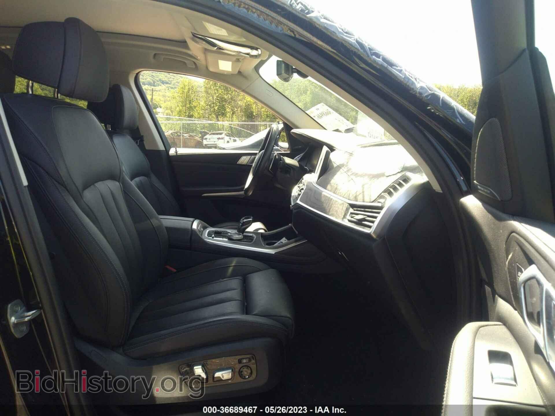 2020 BMW X7 - VIN: 5UXCW2C02L9B11654 - Фото 5