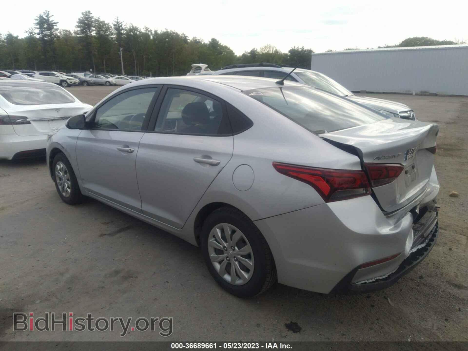 2018 HYUNDAI ACCENT - VIN: 3KPC24A38JE011697 - Фото 3