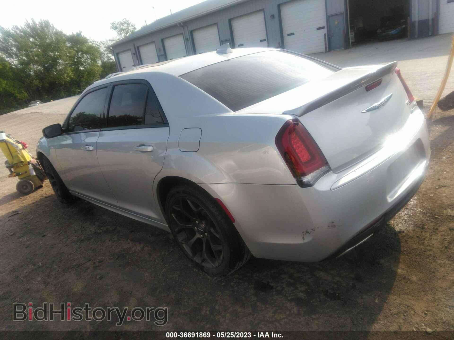 2020 CHRYSLER 300 - VIN: 2C3CCABT9LH122958 - Фото 3