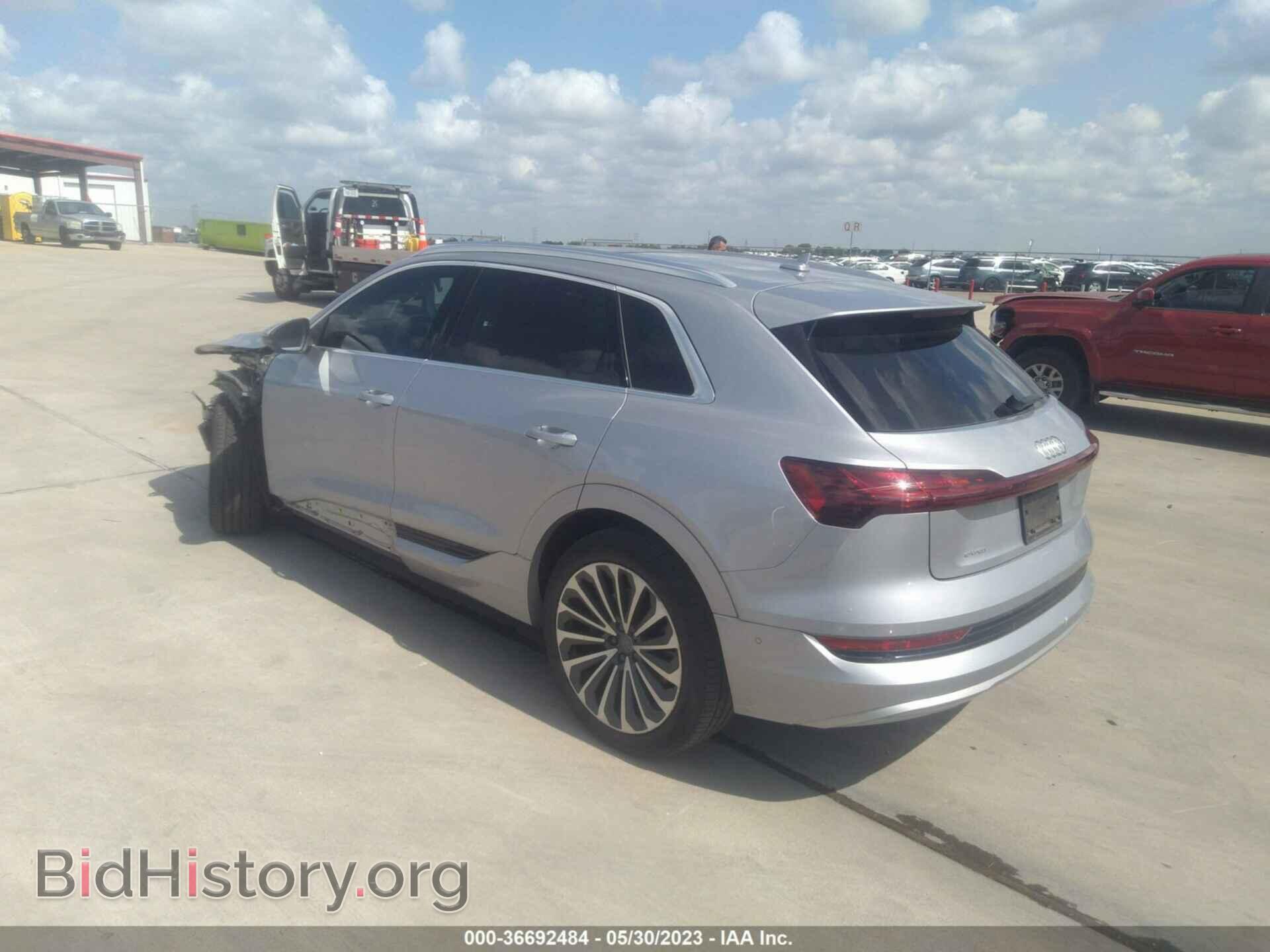 2019 AUDI E-TRON - VIN: WA1VAAGE9KB024406 - Фото 3