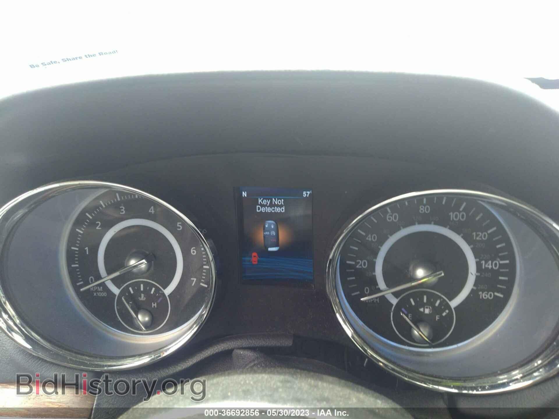 2014 CHRYSLER 300 - VIN: 2C3CCAST1EH168044 - Фото 7