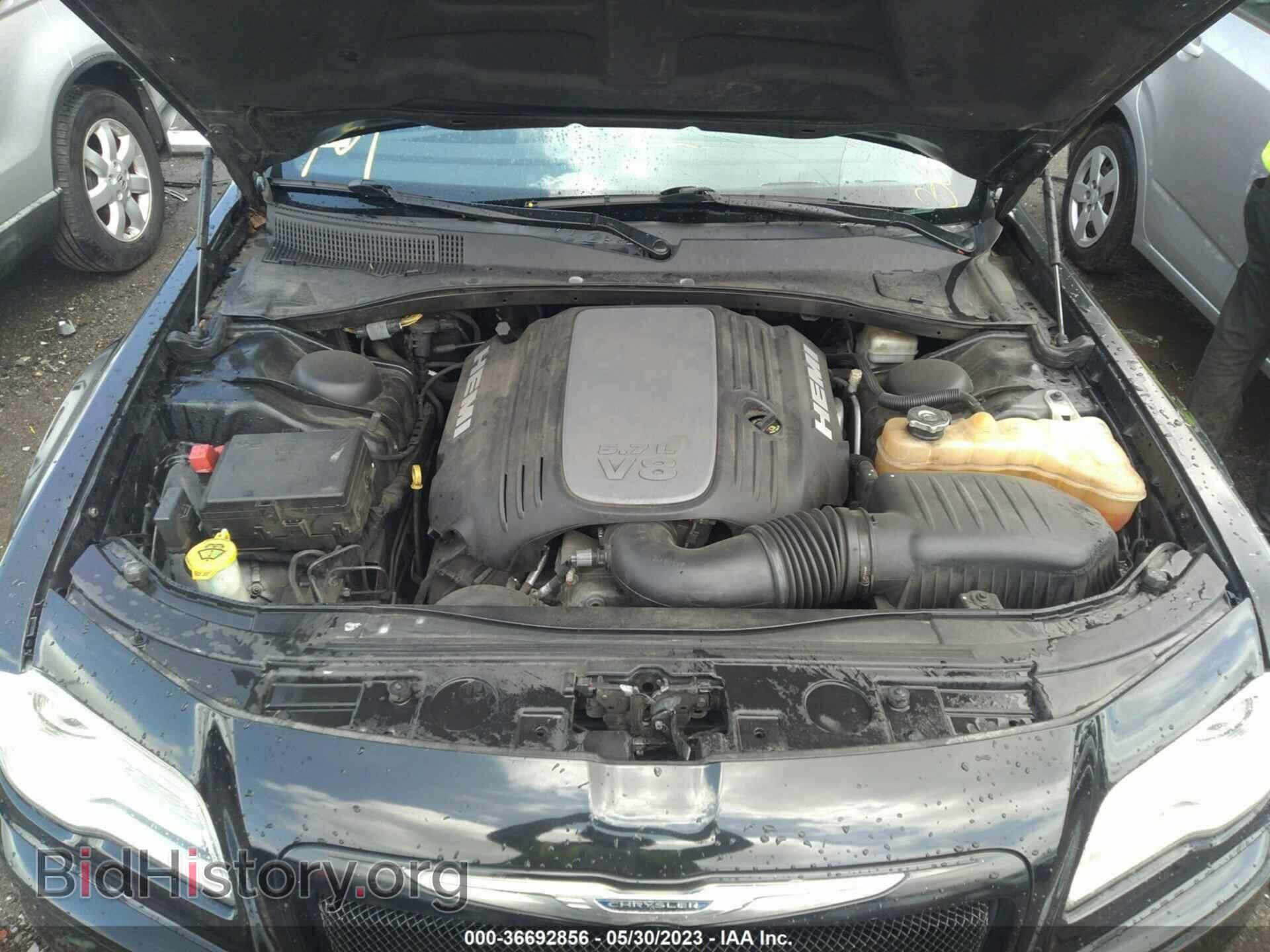 2014 CHRYSLER 300 - VIN: 2C3CCAST1EH168044 - Фото 10
