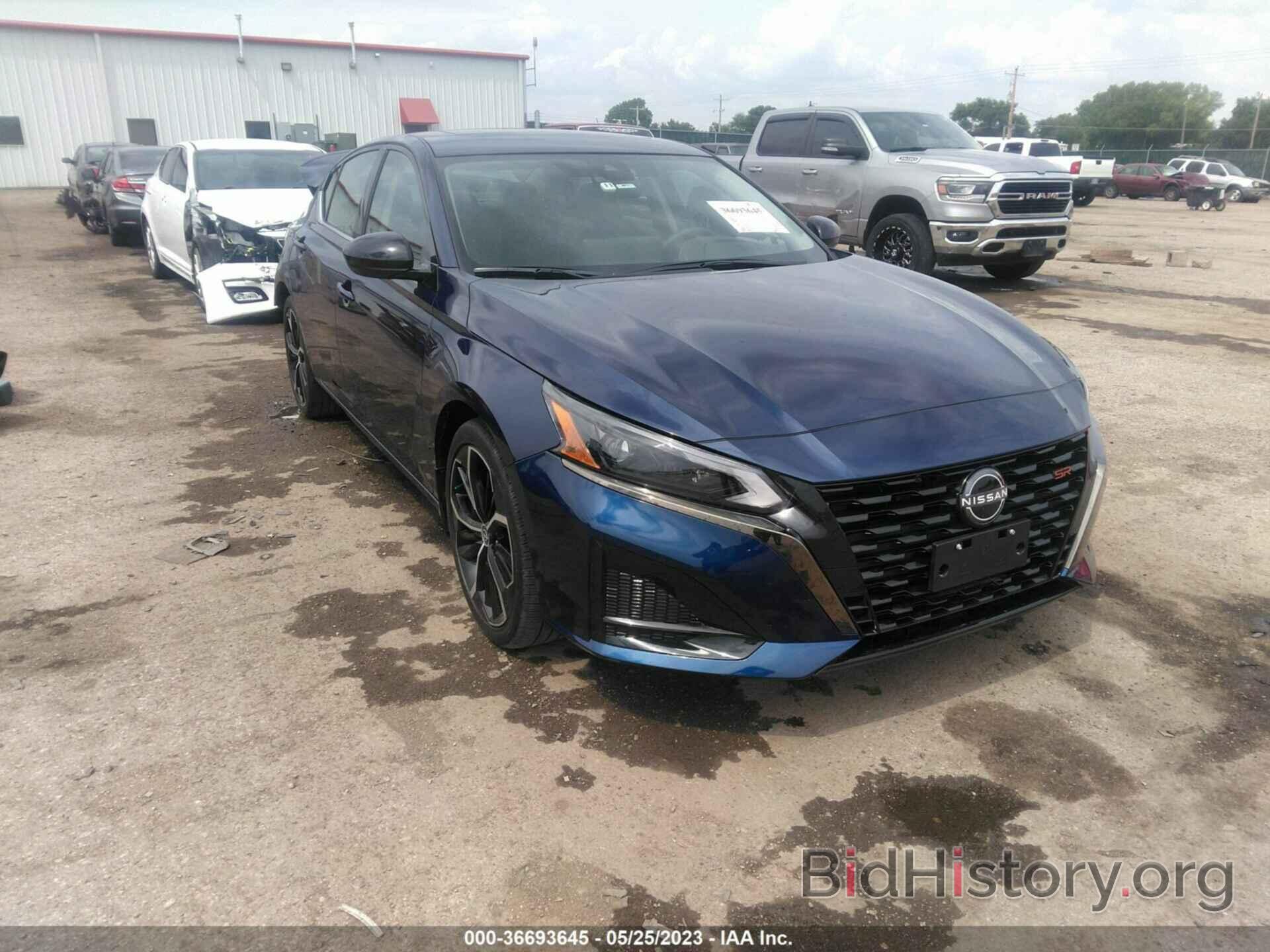 Photo 1N4BL4CVXPN328138 - NISSAN ALTIMA 2023