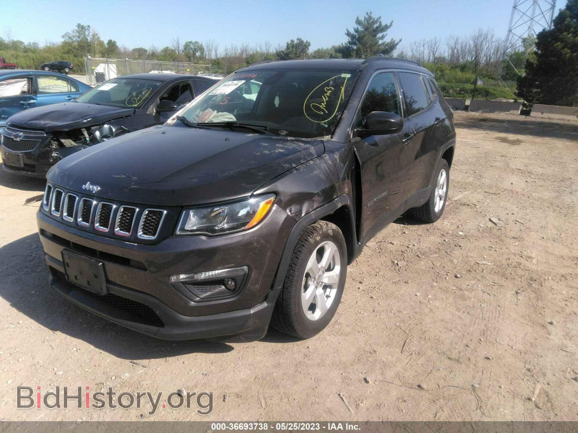2018 JEEP COMPASS - VIN: 3C4NJDBB6JT366090 - Фото 2