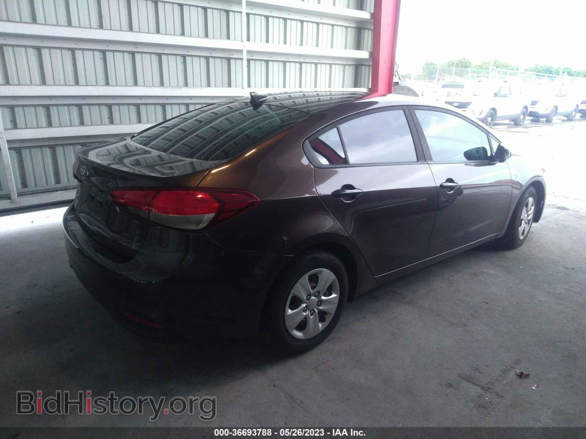 2017 KIA FORTE - VIN: 3KPFL4A76HE014170 - Фото 4