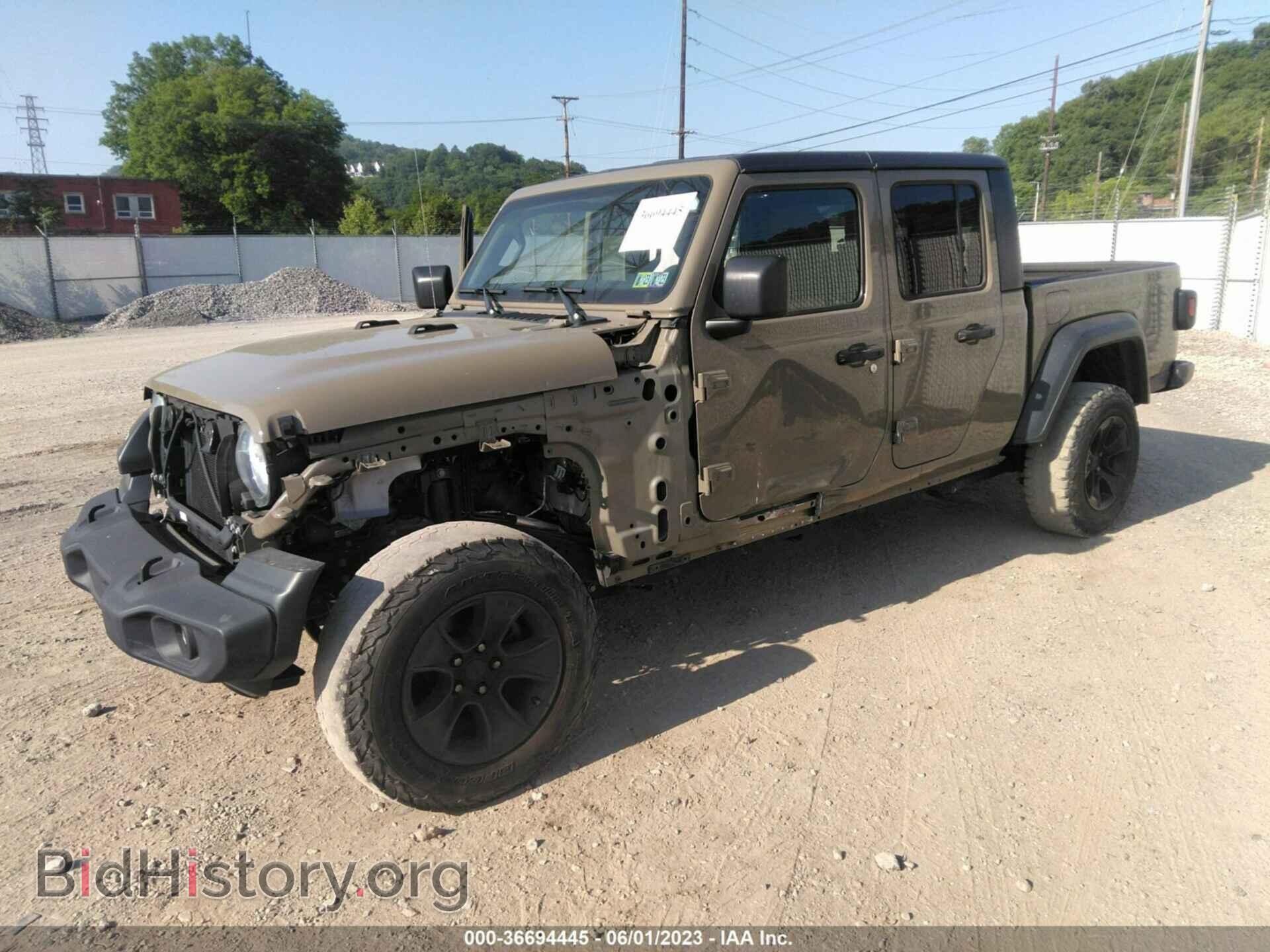 2020 JEEP GLADIATOR - VIN: 1C6HJTAGXLL213061 - Фото 2