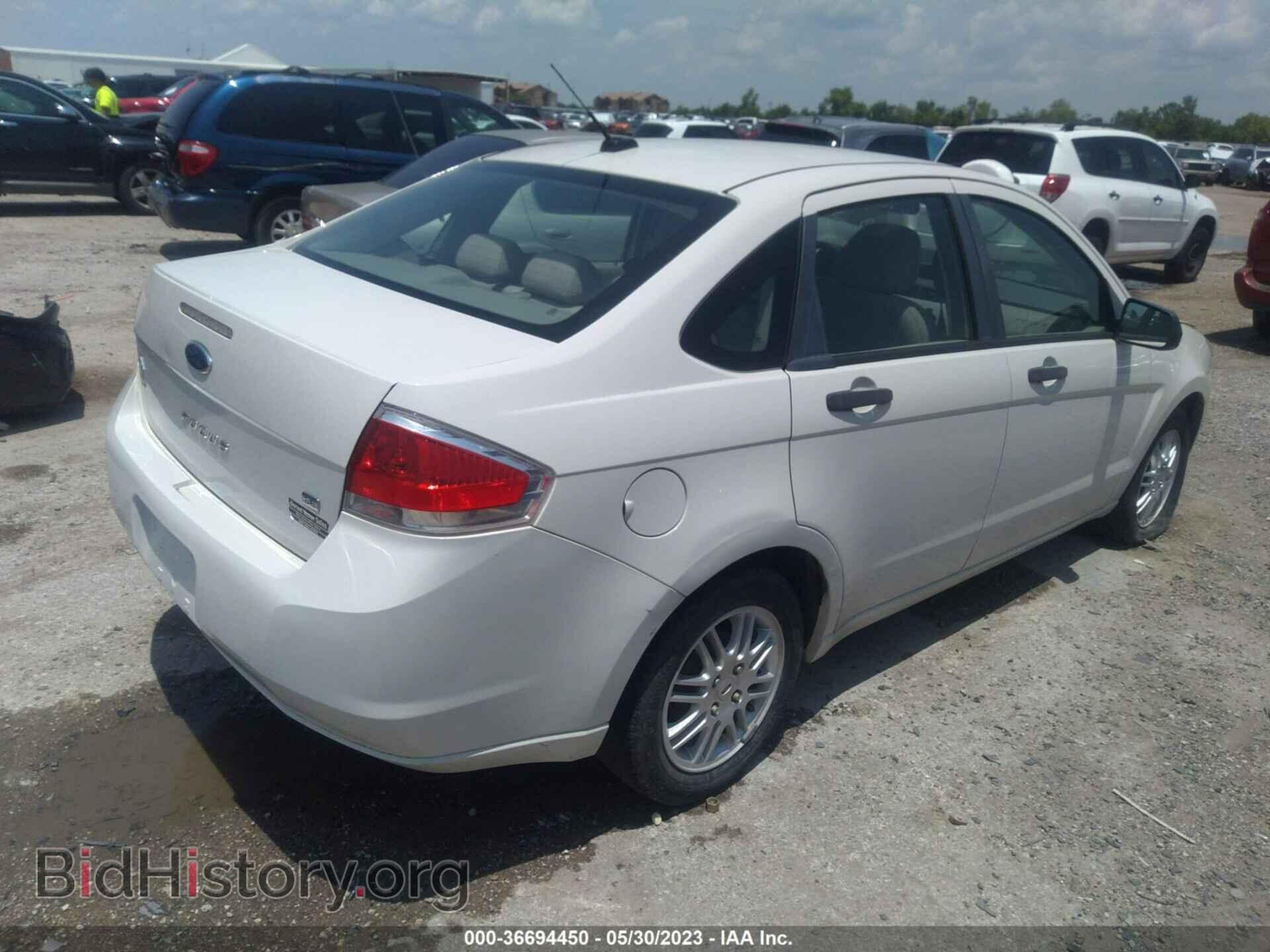 2011 FORD FOCUS - VIN: 1FAHP3FN7BW134822 - Фото 4