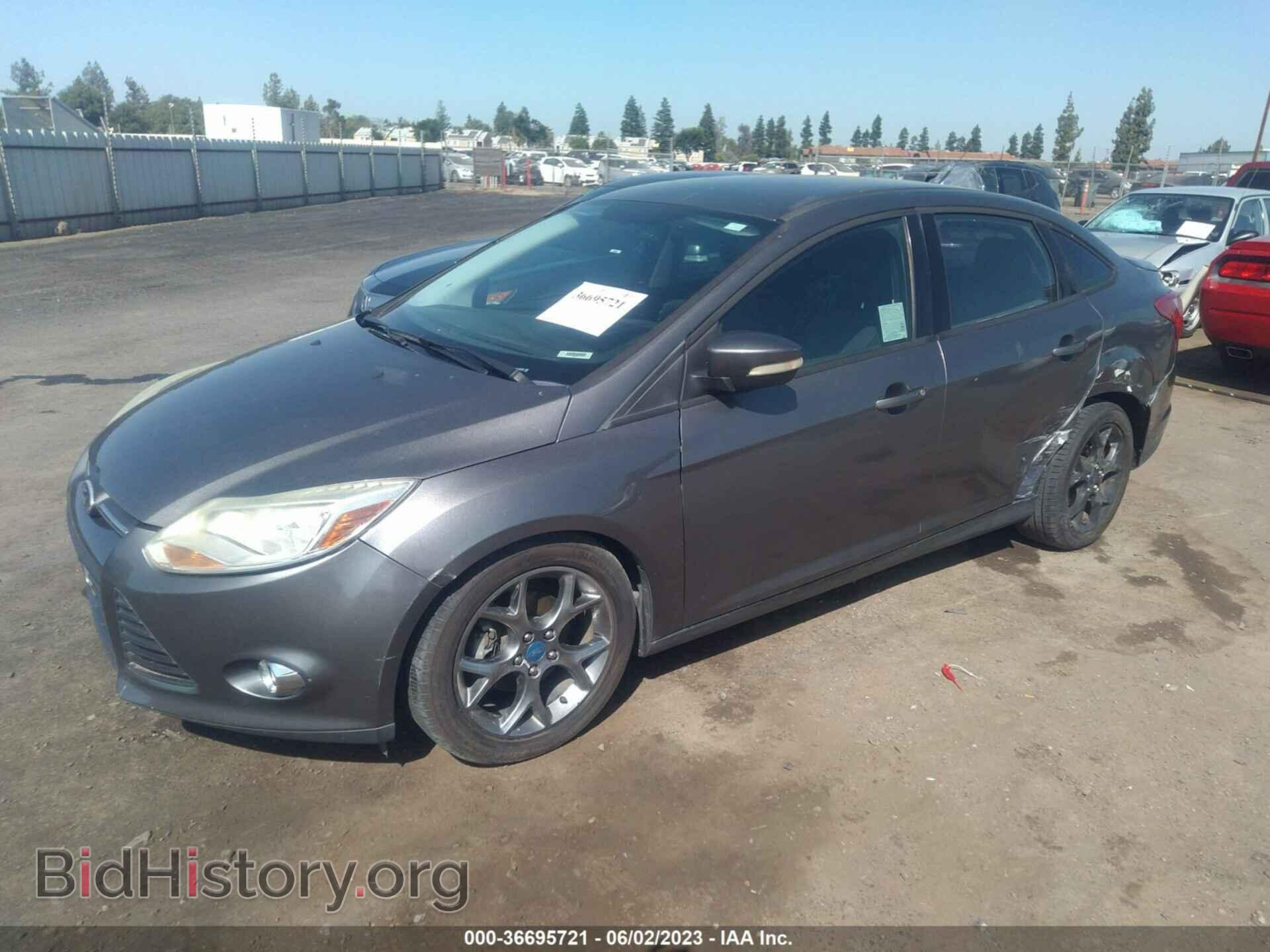 2013 FORD FOCUS - VIN: 1FADP3F27DL153038 - Фото 2