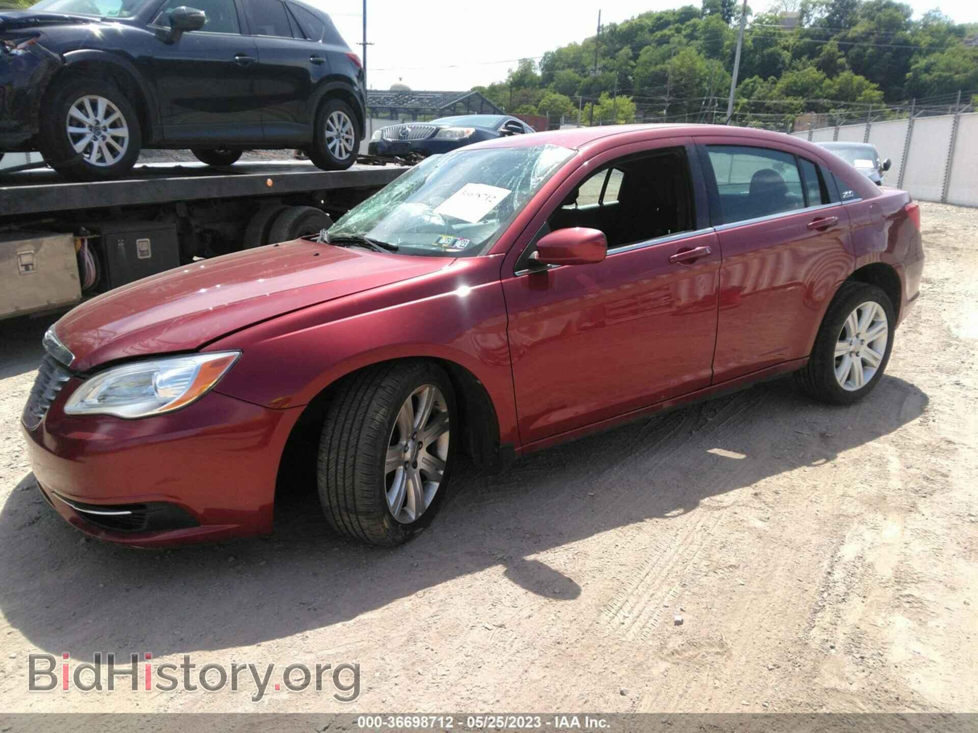 2013 CHRYSLER 200 - VIN: 1C3CCBAB2DN669464 - Photo 2