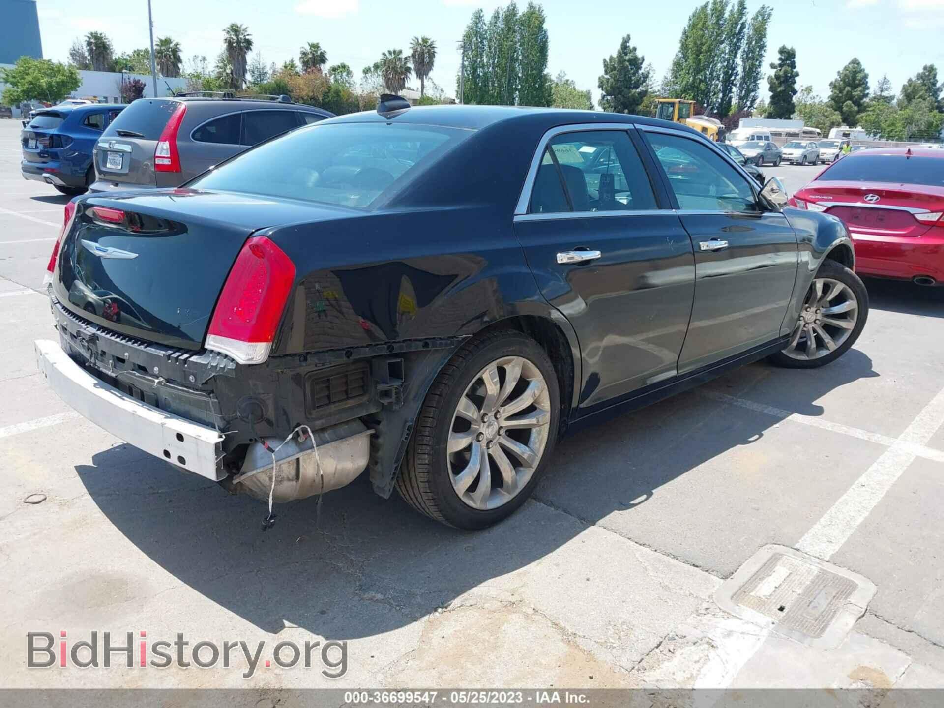 2019 CHRYSLER 300 - VIN: 2C3CCAEGXKH568629 - Фото 4