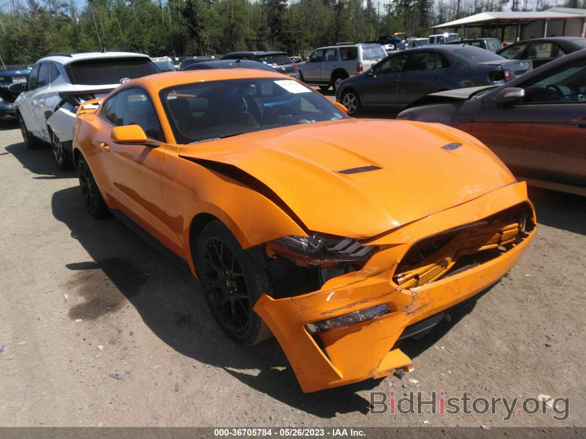 Photo 1FA6P8TH3J5105390 - FORD MUSTANG 2018