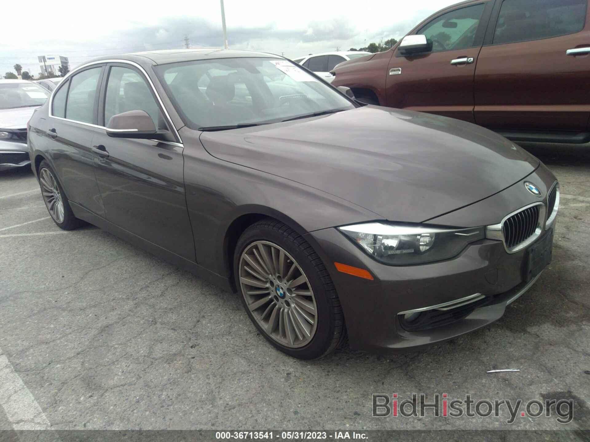 Photo WBA3A5C50DF601441 - BMW 3 SERIES 2013