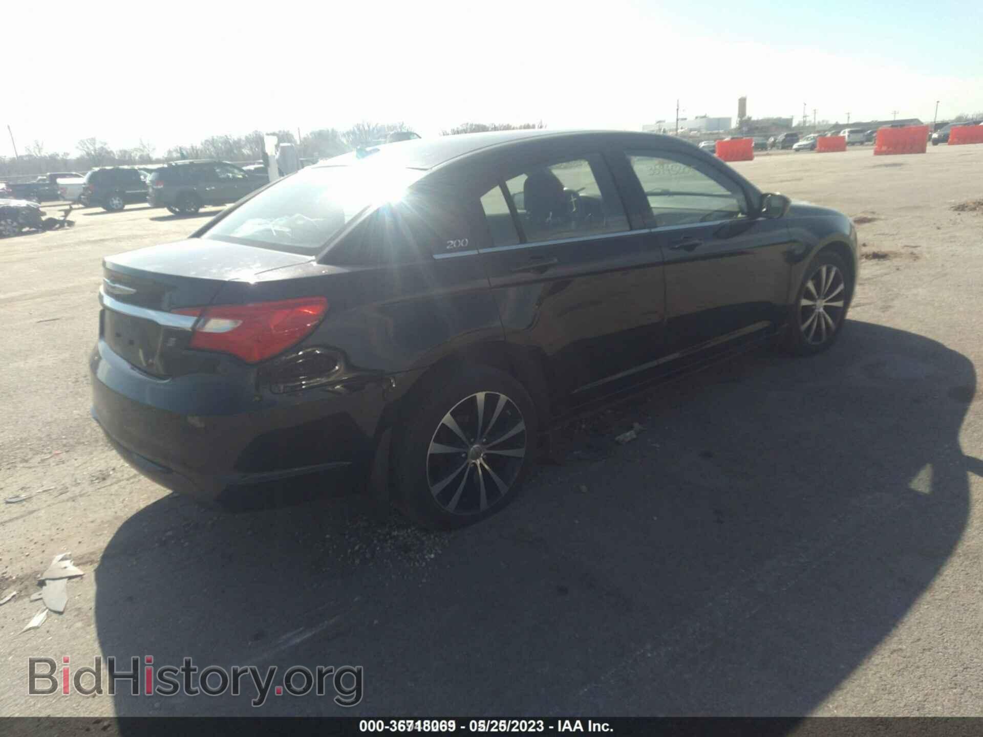 2012 CHRYSLER 200 - VIN: 1C3CCBBG4CN298025 - Фото 4