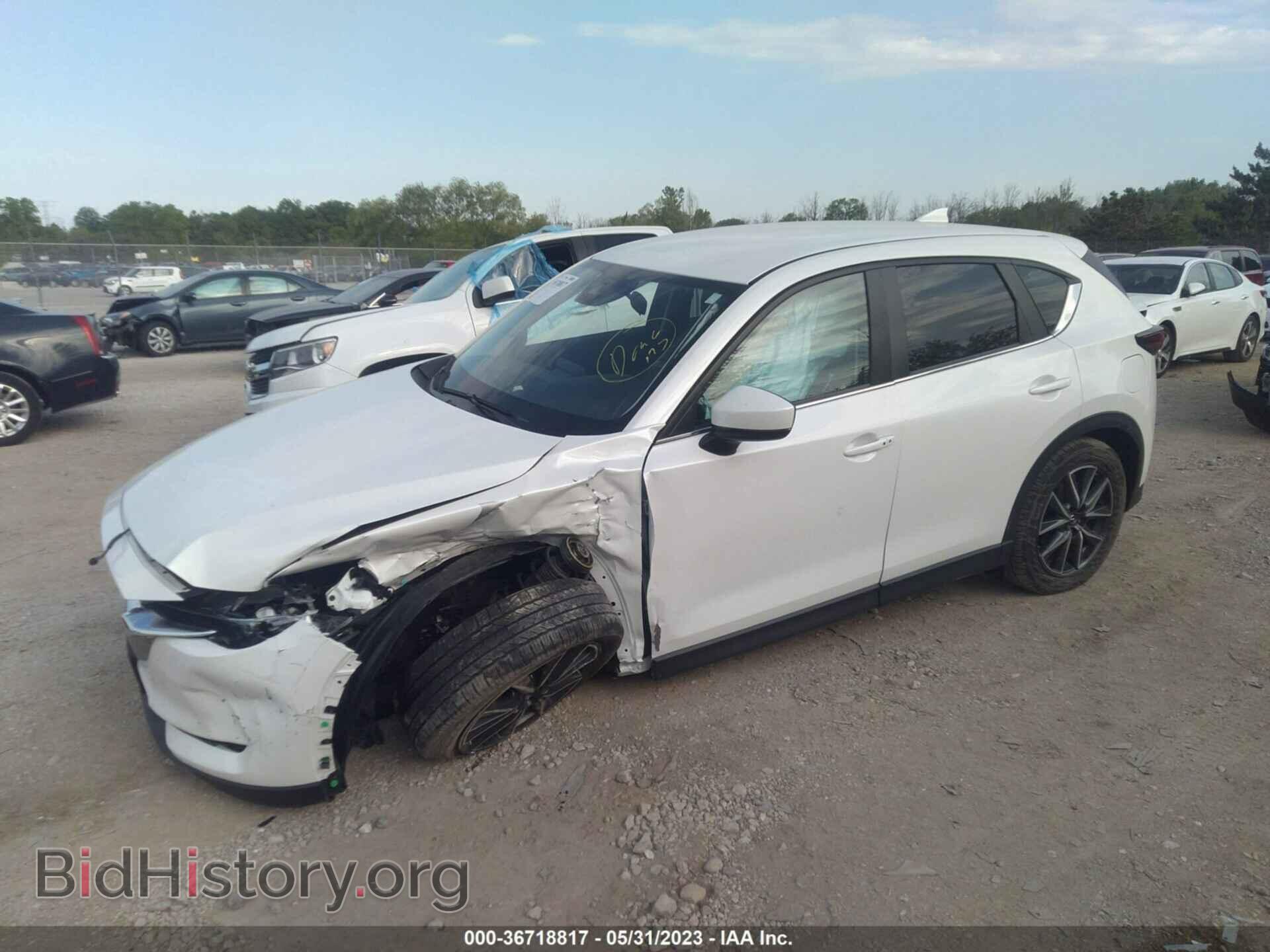2018 MAZDA CX-5 - VIN: JM3KFBCM2J0455801 - Фото 2