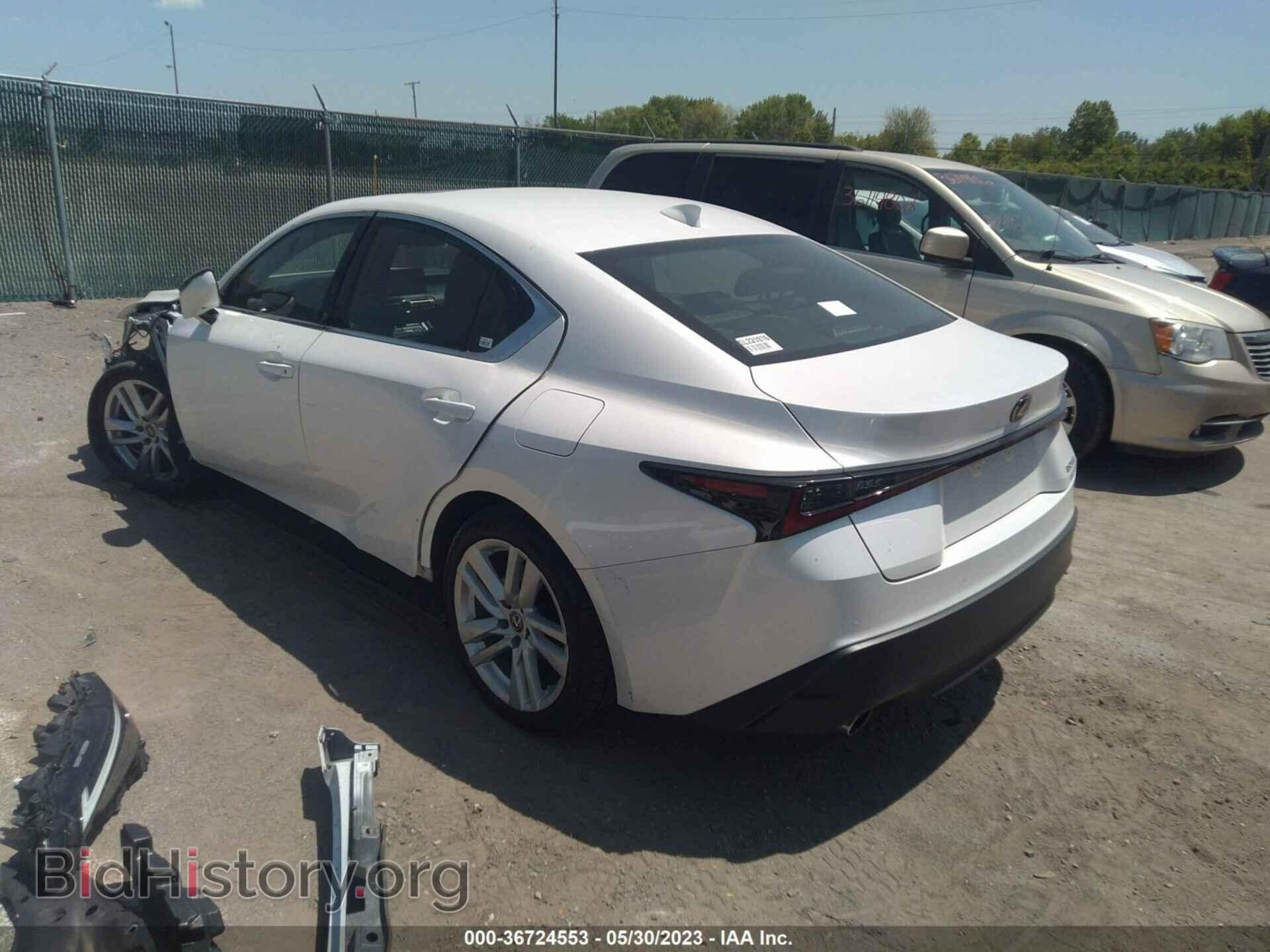 2022 LEXUS IS - VIN: JTHC81F29N5050182 - Фото 3