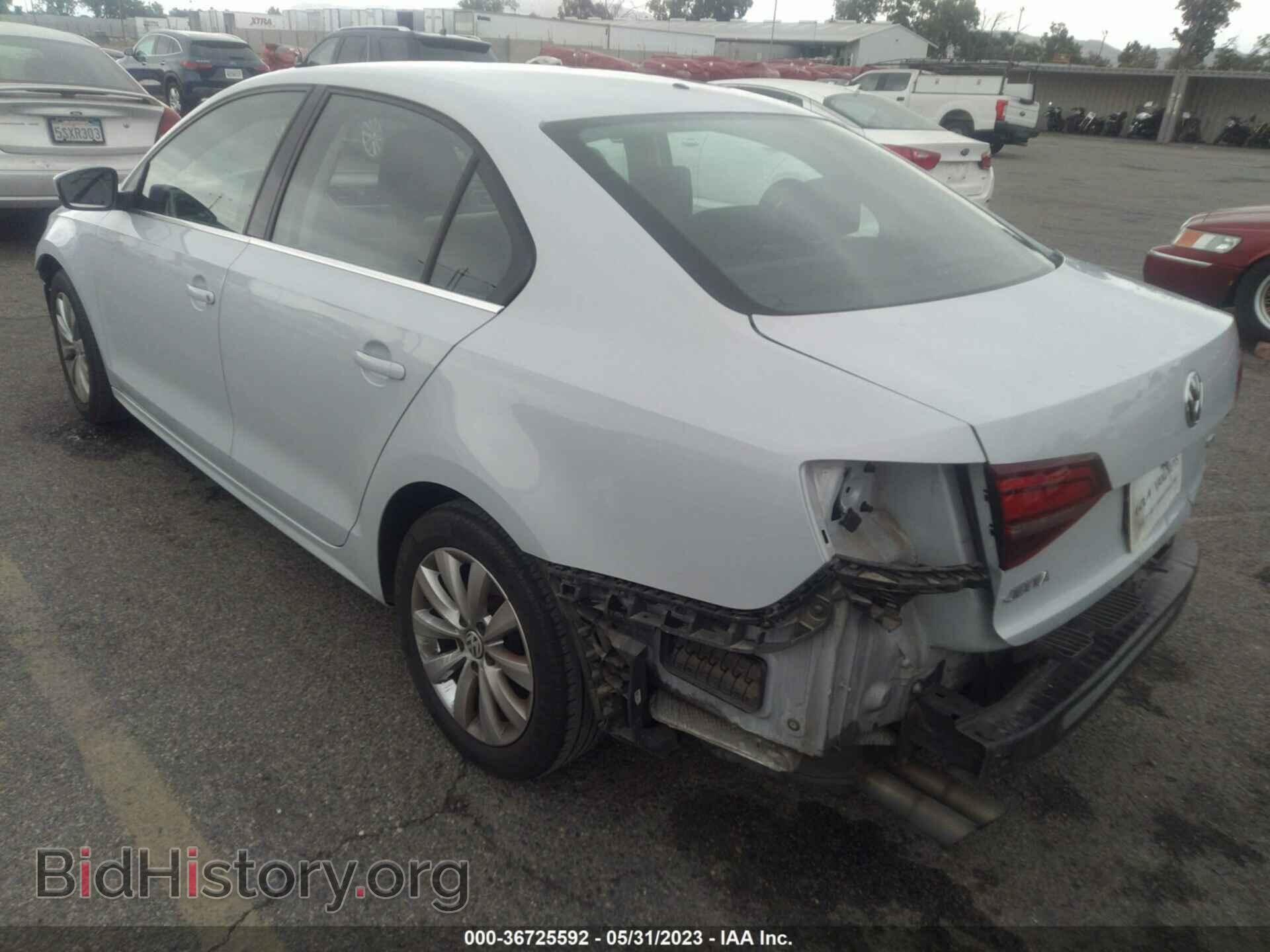 2017 VOLKSWAGEN JETTA - VIN: 3VW2B7AJ5HM316440 - Фото 3