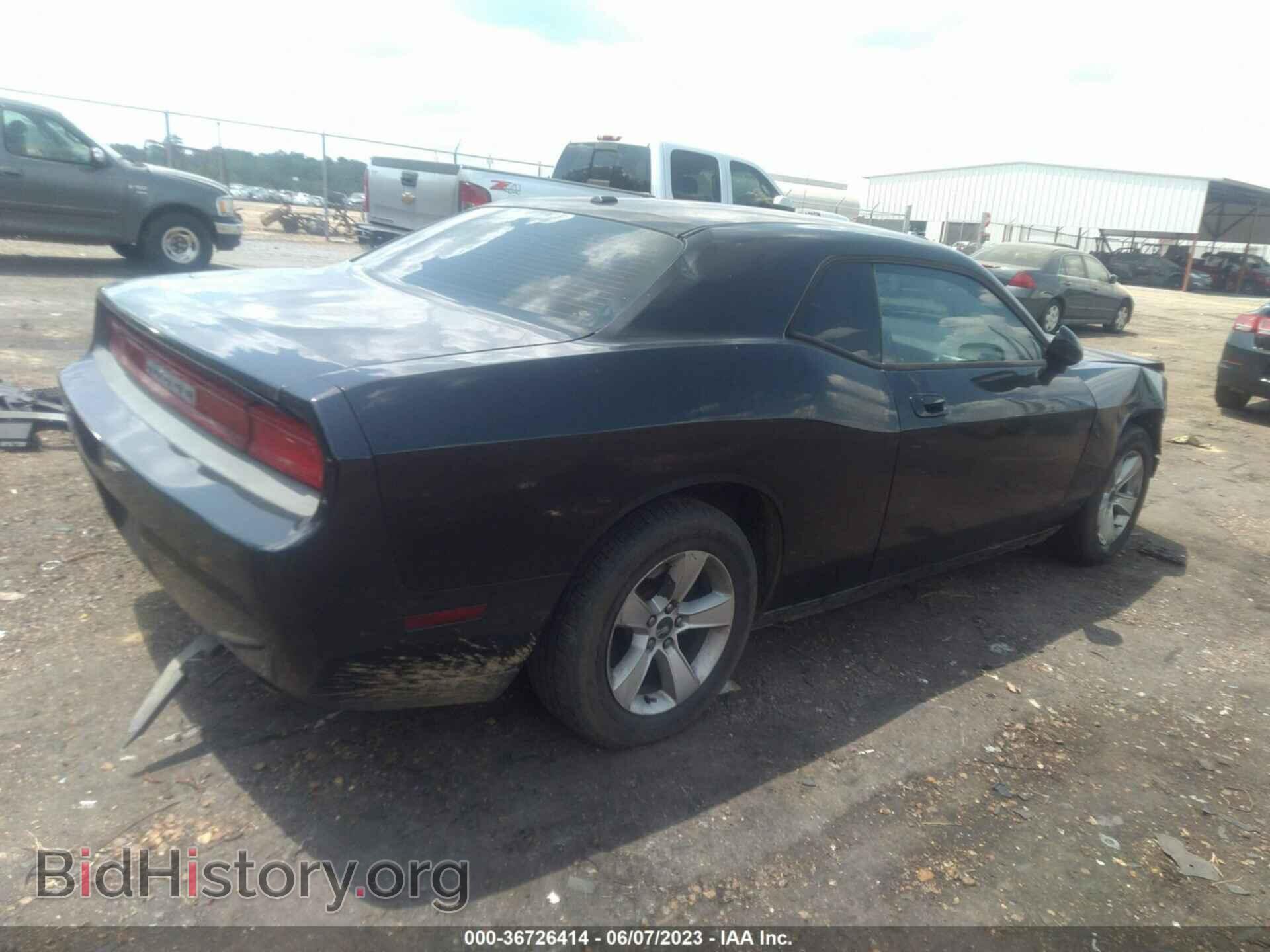 2010 DODGE CHALLENGER - VIN: 2B3CJ4DV0AH229767 - Photo 4