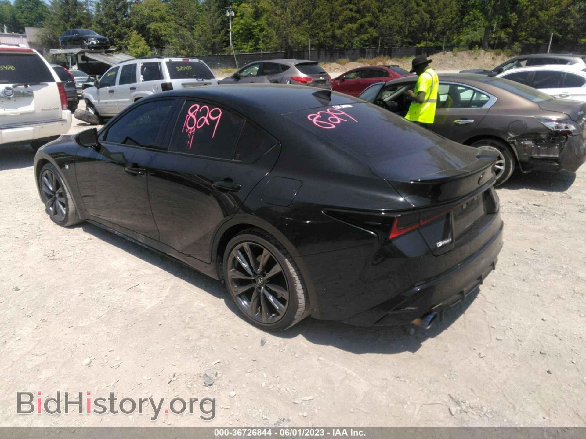 2021 LEXUS IS - VIN: JTHGZ1E20M5021670 - Фото 3