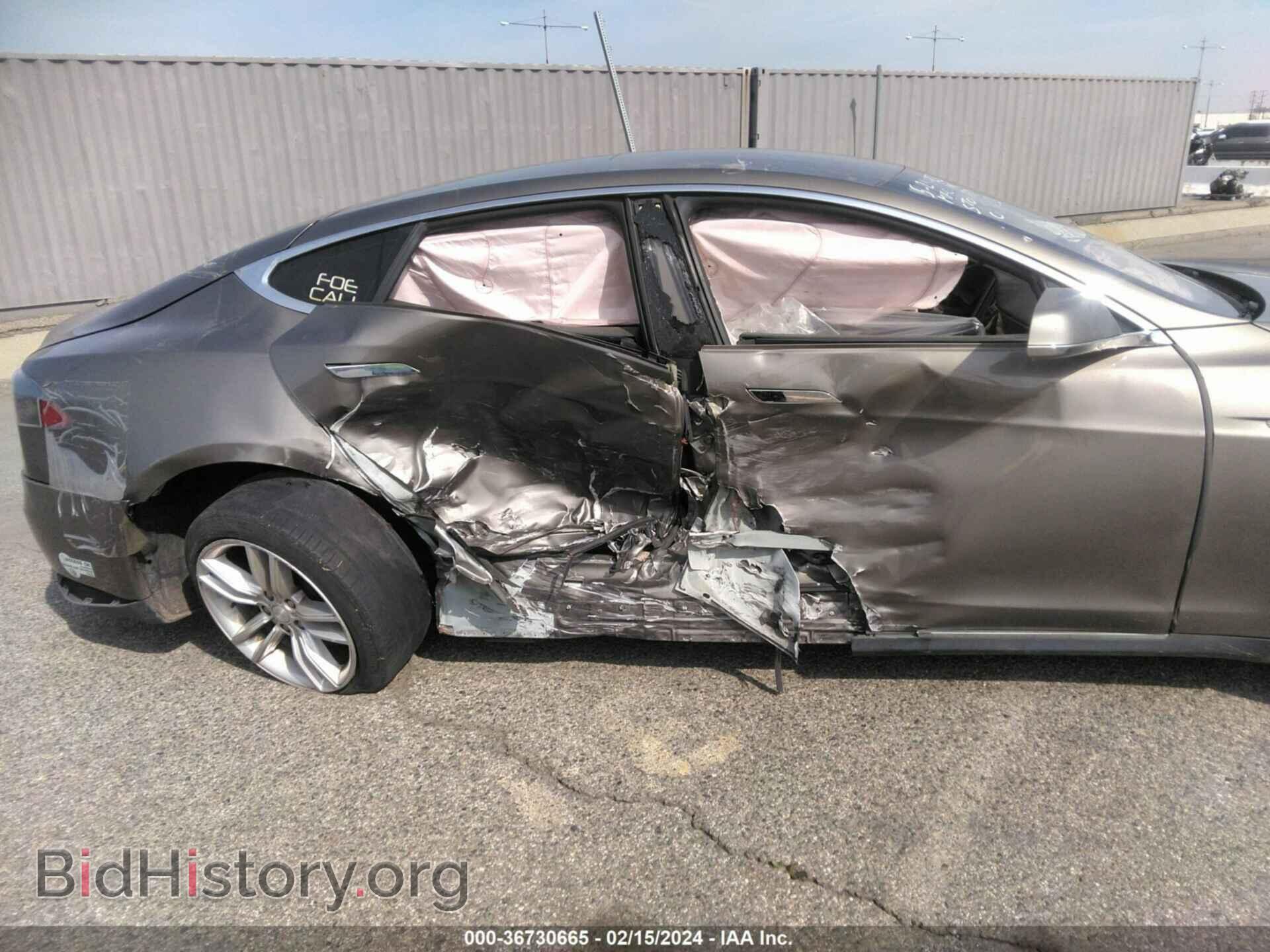 2015 TESLA MODEL S - VIN: 5YJSA1E19FF103733 - Photo 6