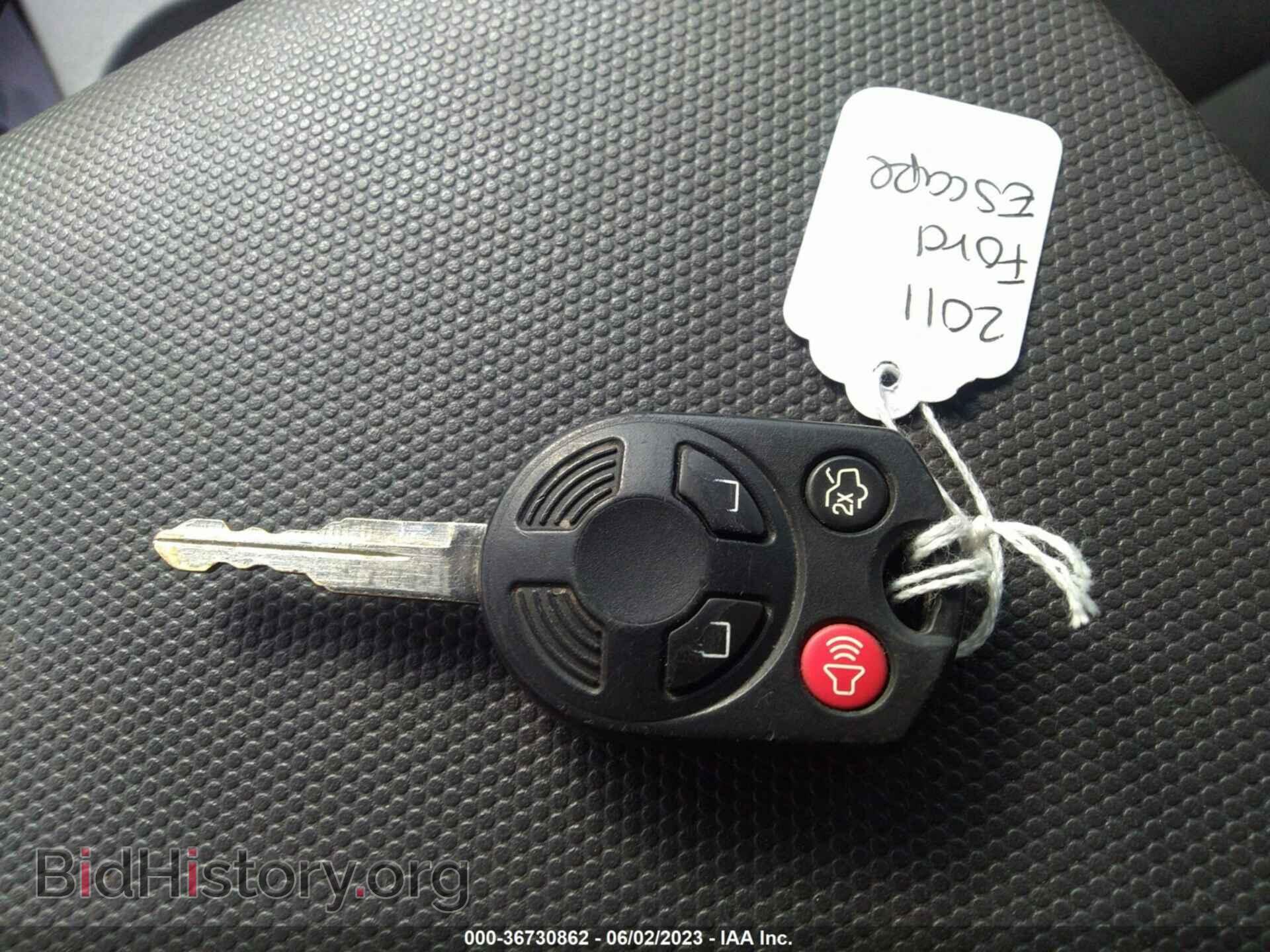 2011 FORD ESCAPE - VIN: 1FMCU9D70BKA33368 - Photo 11