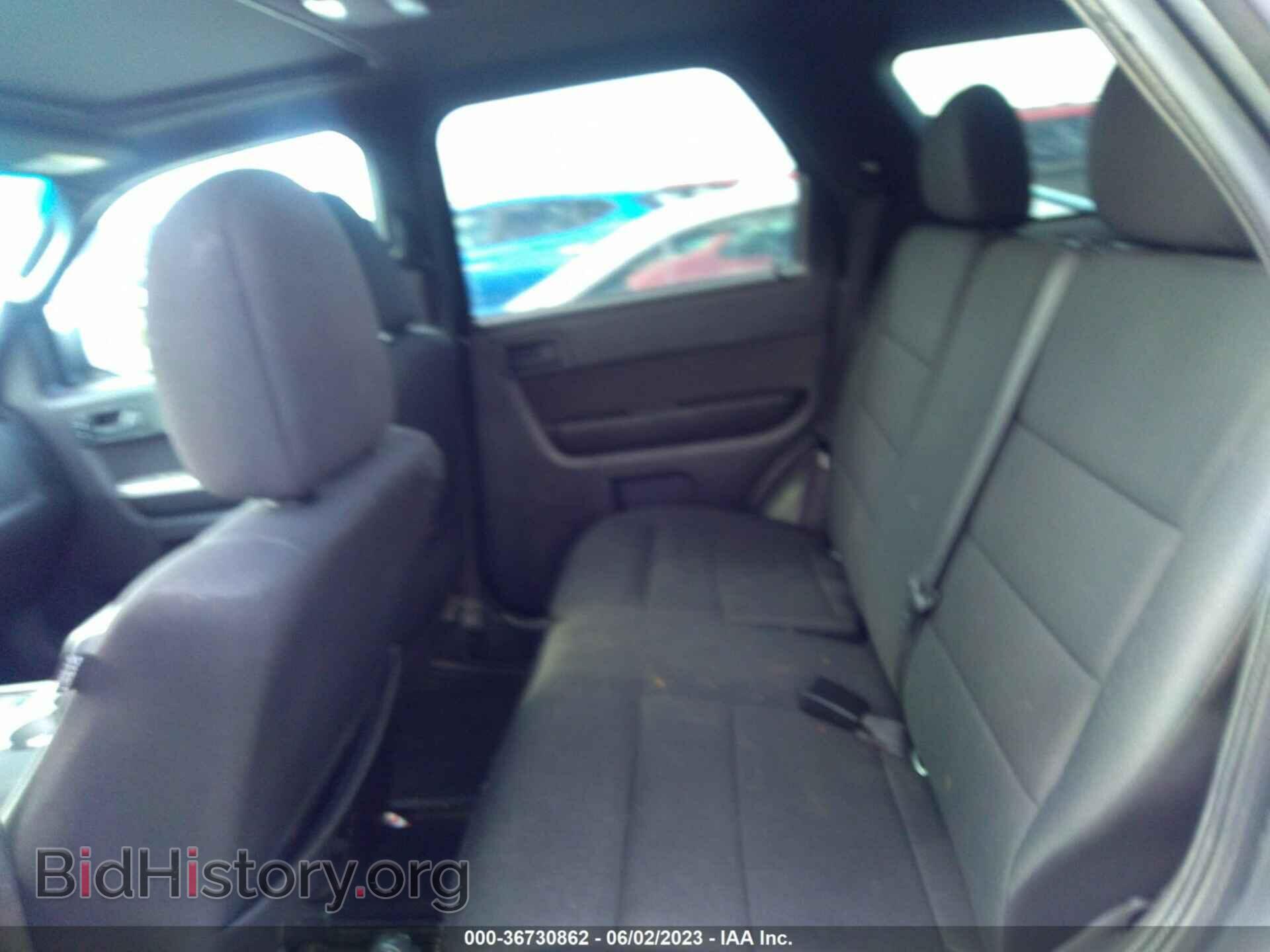 2011 FORD ESCAPE - VIN: 1FMCU9D70BKA33368 - Photo 8