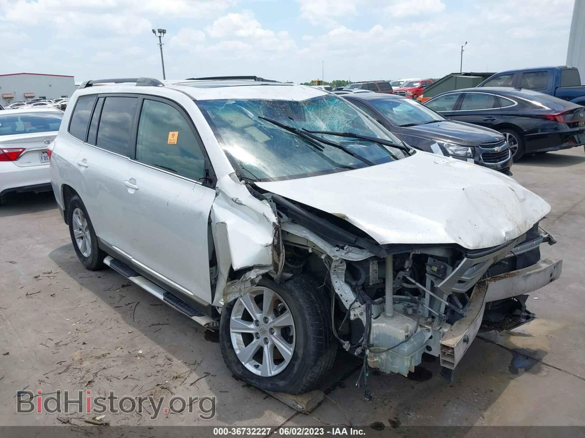 Photo 5TDZK3EH6BS043680 - TOYOTA HIGHLANDER 2011