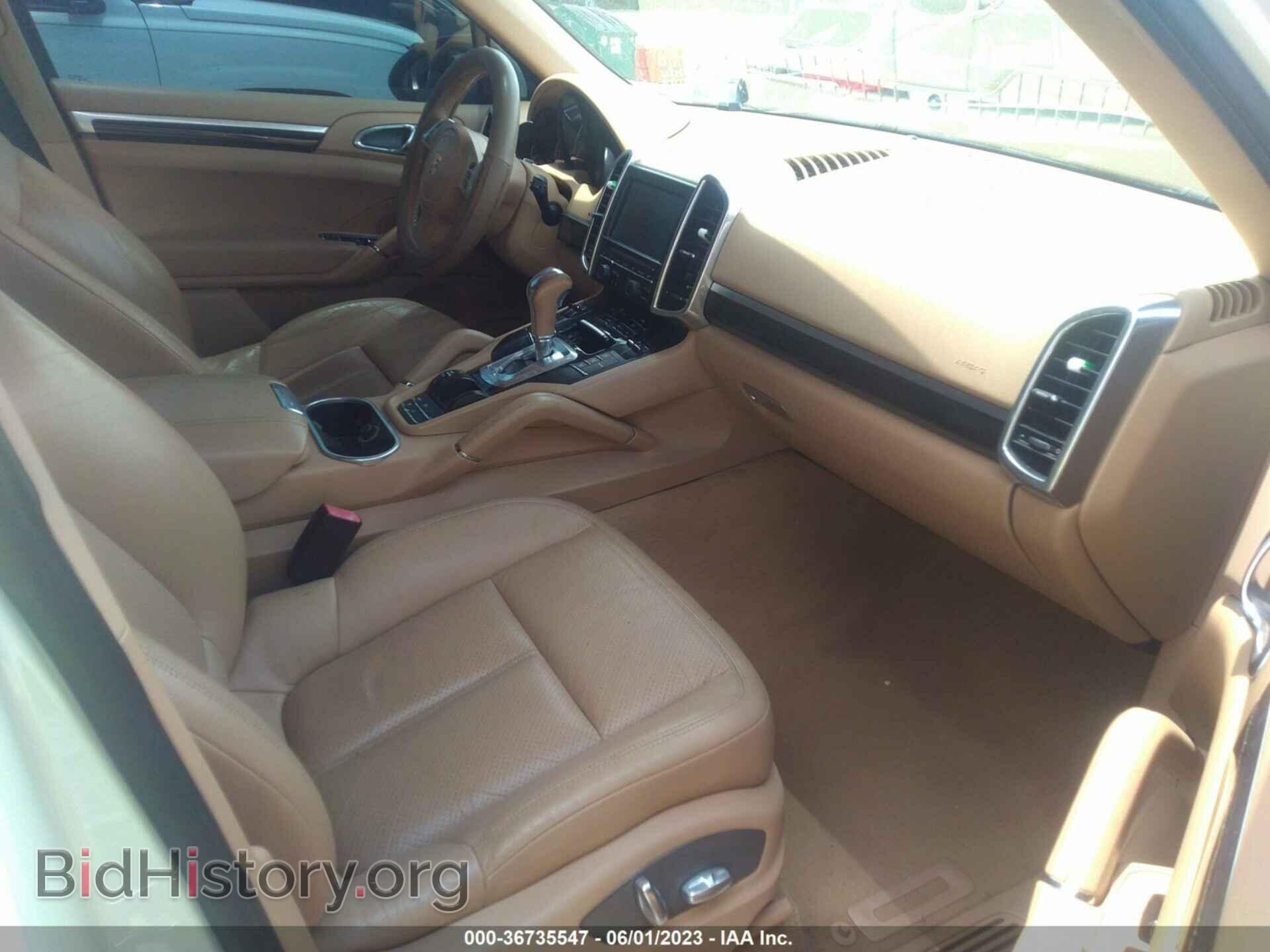 2011 PORSCHE CAYENNE - VIN: WP1AA2A29BLA08725 - Фото 5