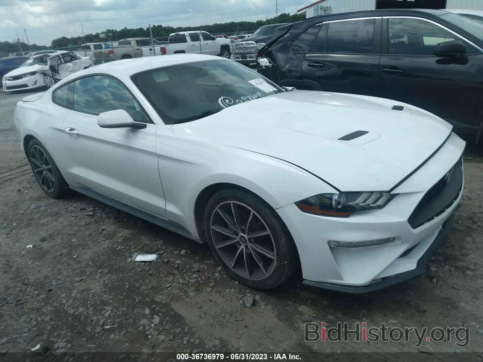 Photo 1FA6P8TH8J5174446 - FORD MUSTANG 2018